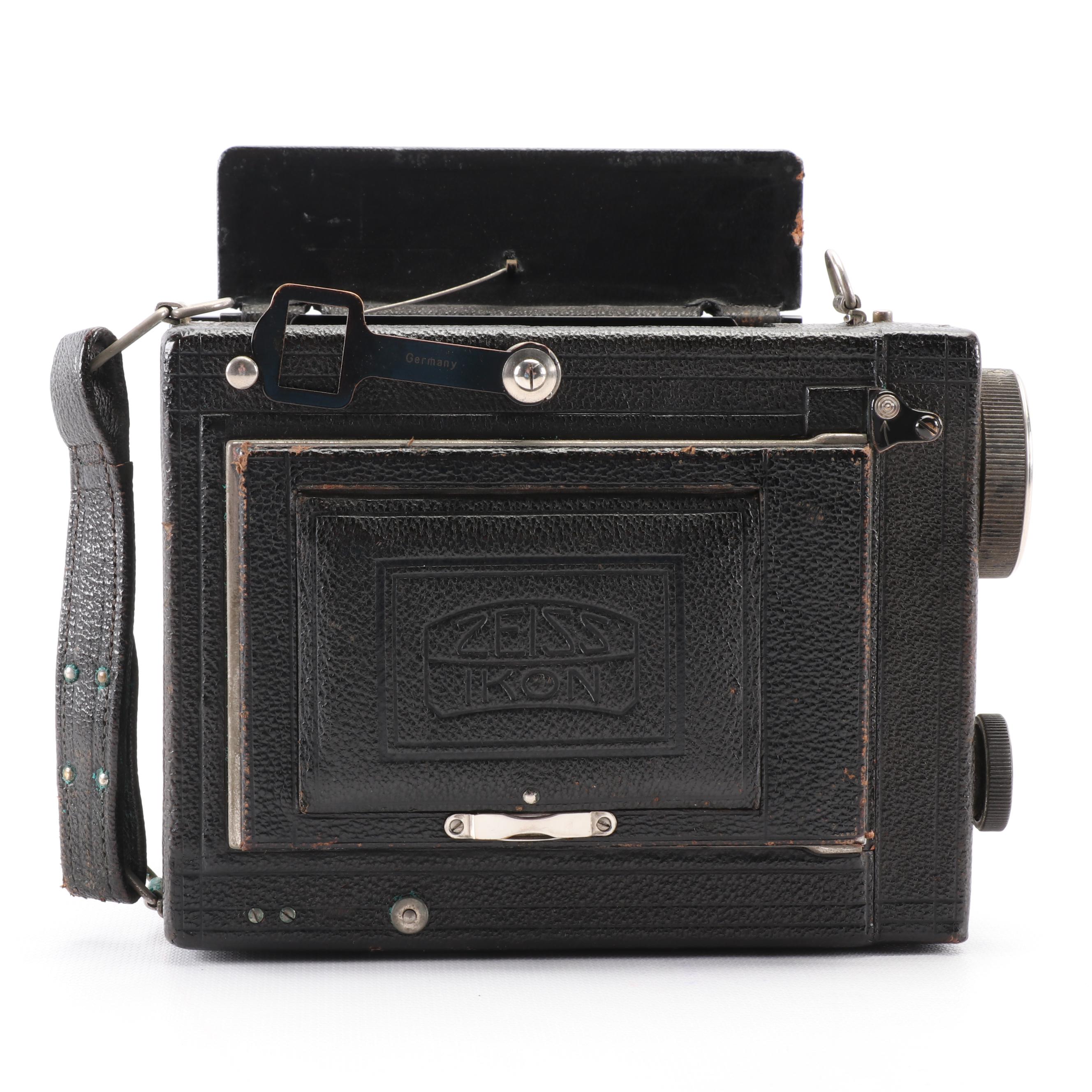 Zeiss Ikon Miroflex Folding Camera with Tessar Lens and Leather Carrying Case