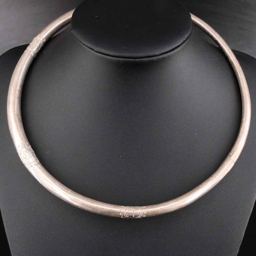 Vintage Asian Style Hinged Torc Necklace