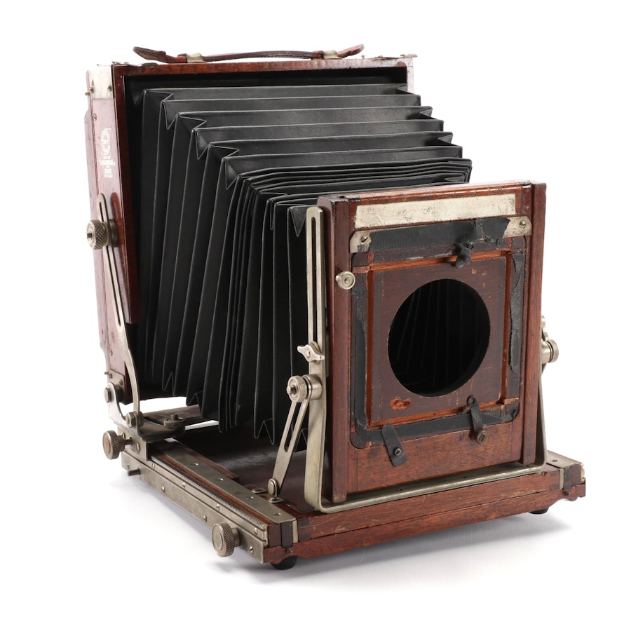 Deardorff and Sons Chicago Viewfinder Folding Plate Camera, 1920s