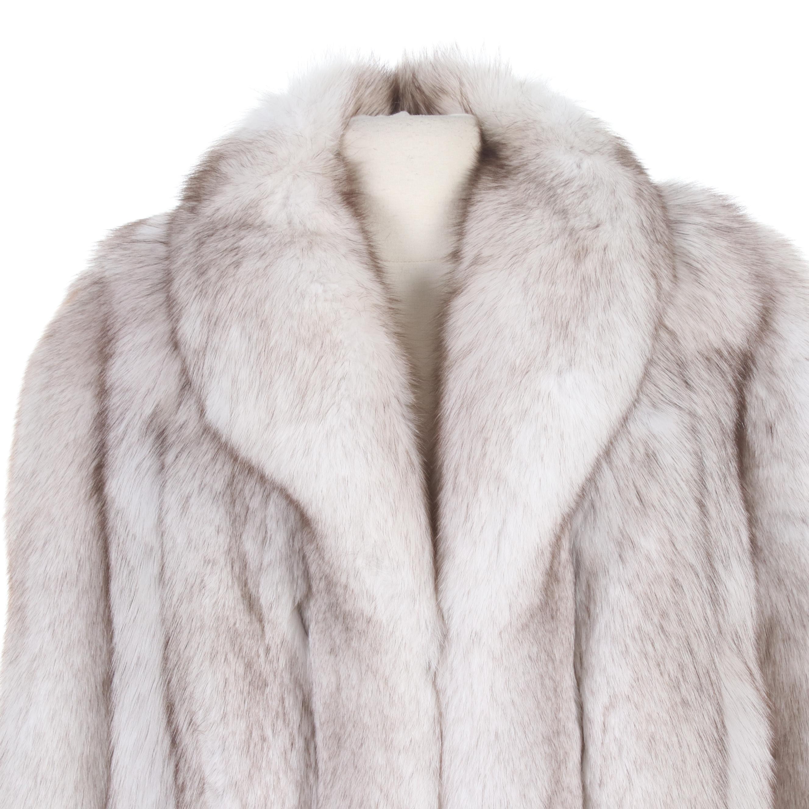 Scaasi Finnish Blue Fox Fur Full Skin Stroller with Banded Cuffs