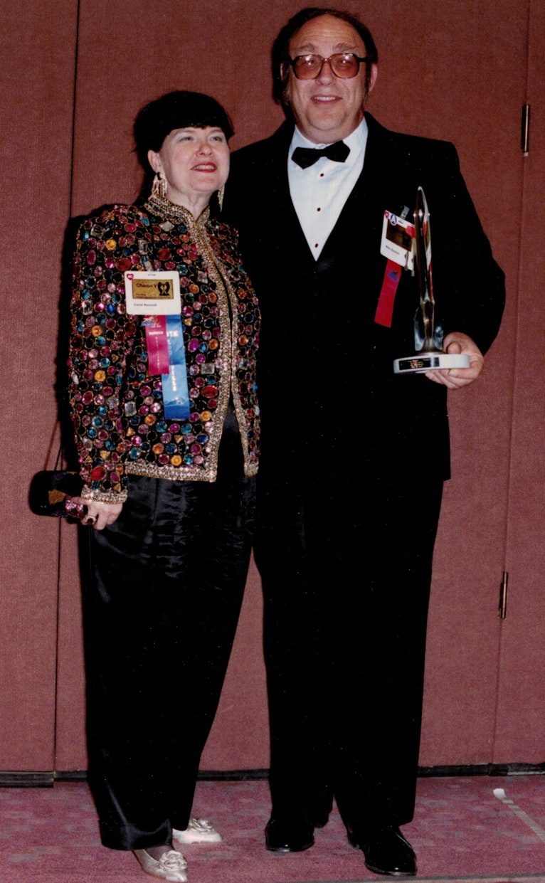 Seller Story: Famed Sci Fi Writer Mike Resnick EBTH