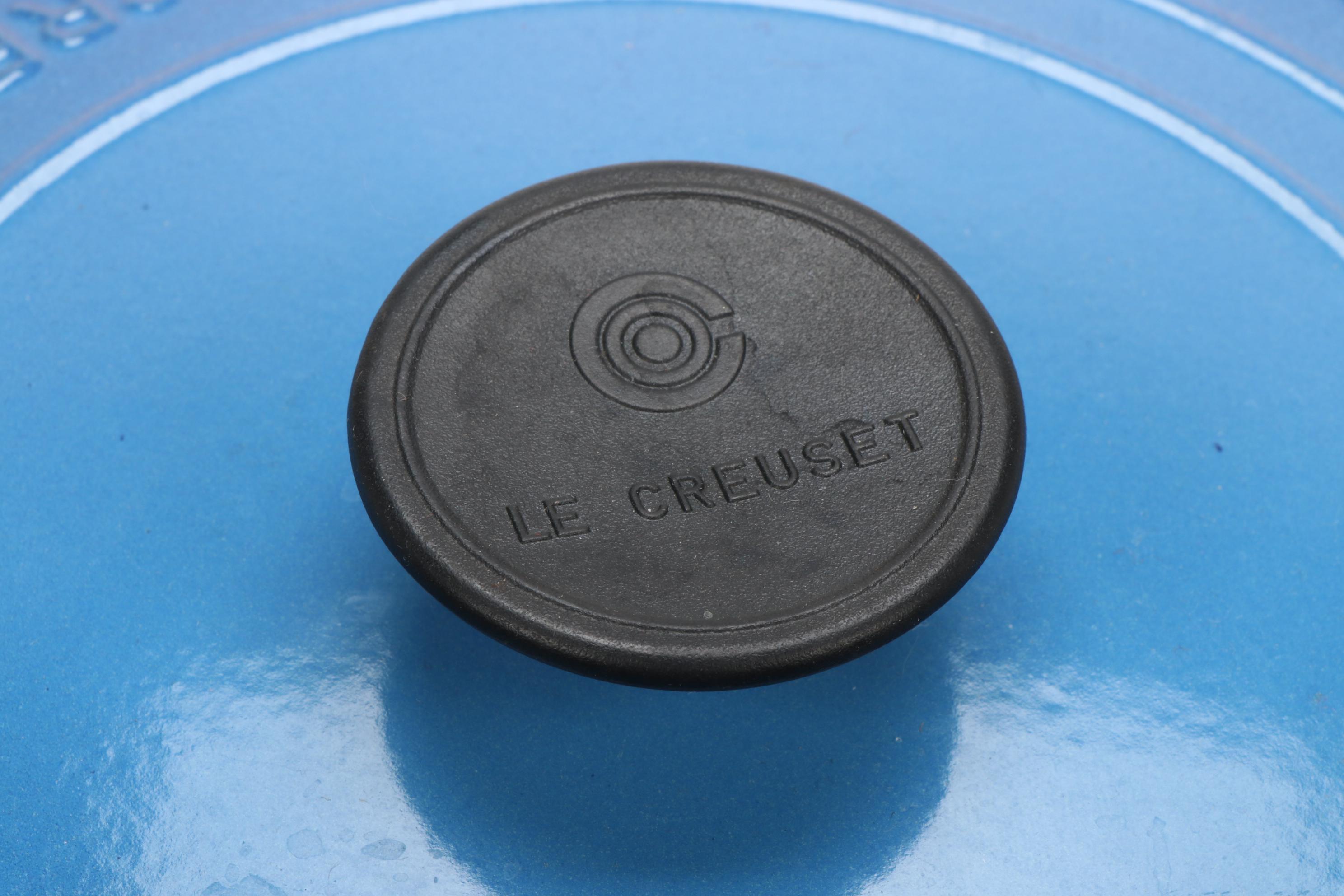 Le Creuset 7.5 Quart Enameled Cast Iron Dutch Oven