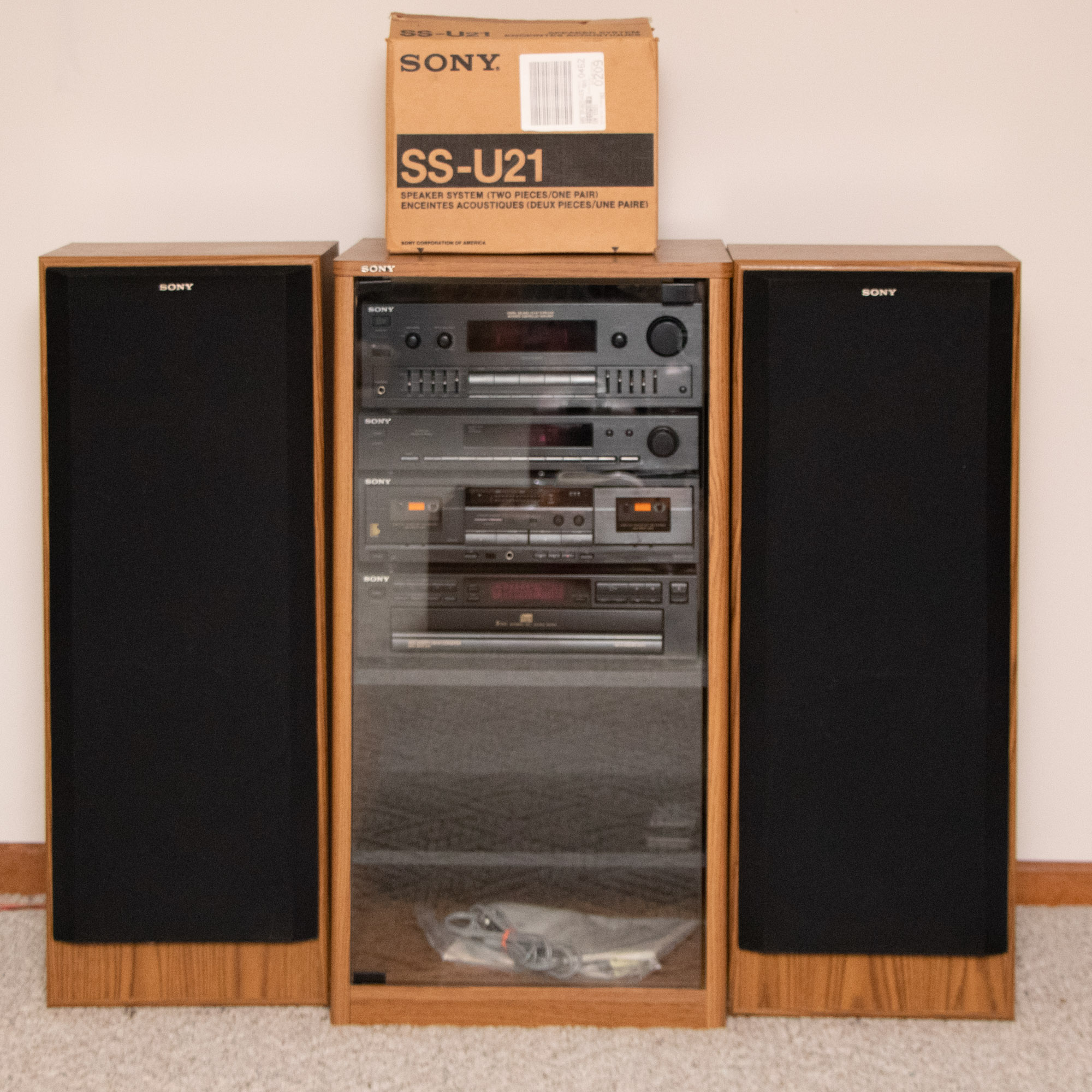 Sony Home Stereo Unit with 3 Way Speaker System and Digital Dolby Amplifier