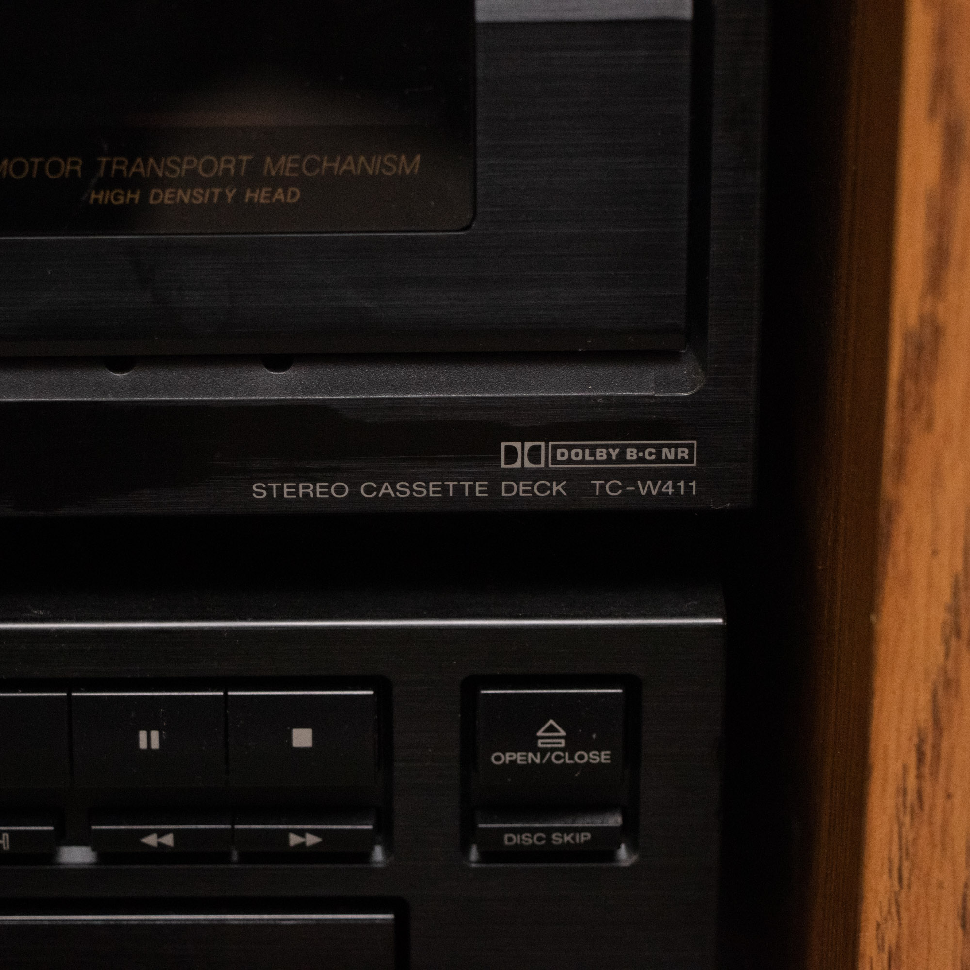 Sony Home Stereo Unit with 3 Way Speaker System and Digital Dolby Amplifier