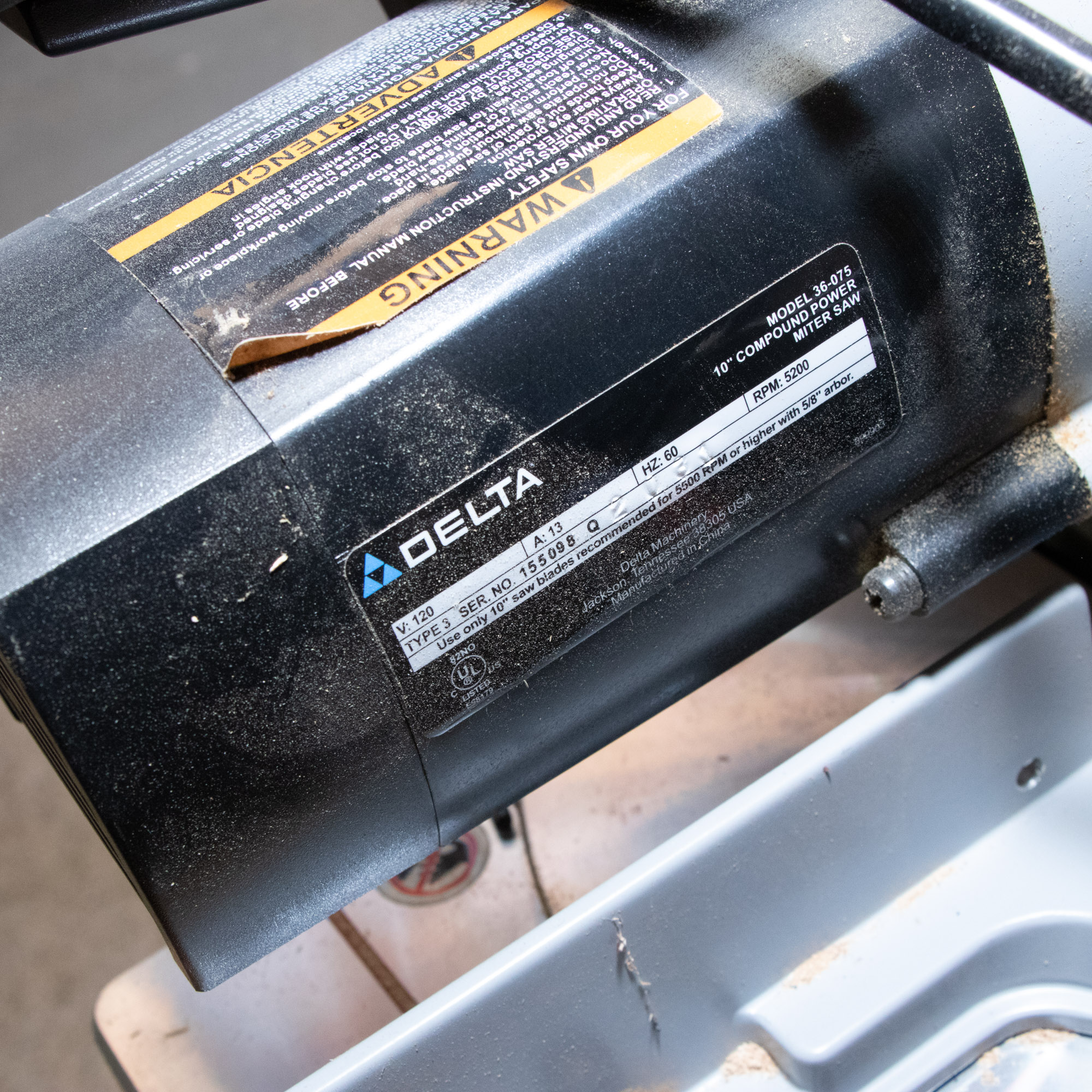 Delta 10-Inch Compound Miter Saw with Black and Decker Workmate 200 Bench