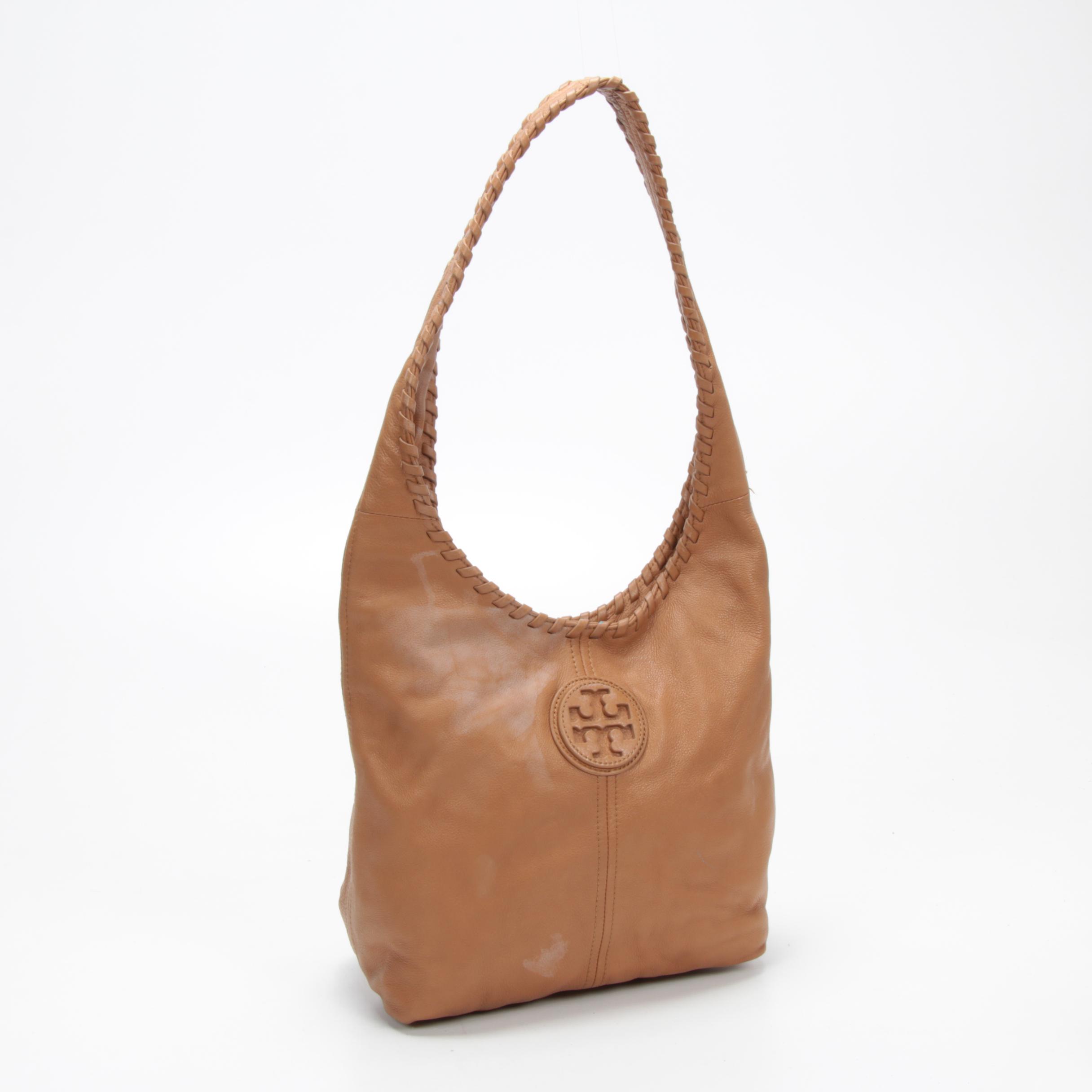 Tory Burch Hobo Shoulder Bag in Camel Pebbled Leather with Whipstitch Trim