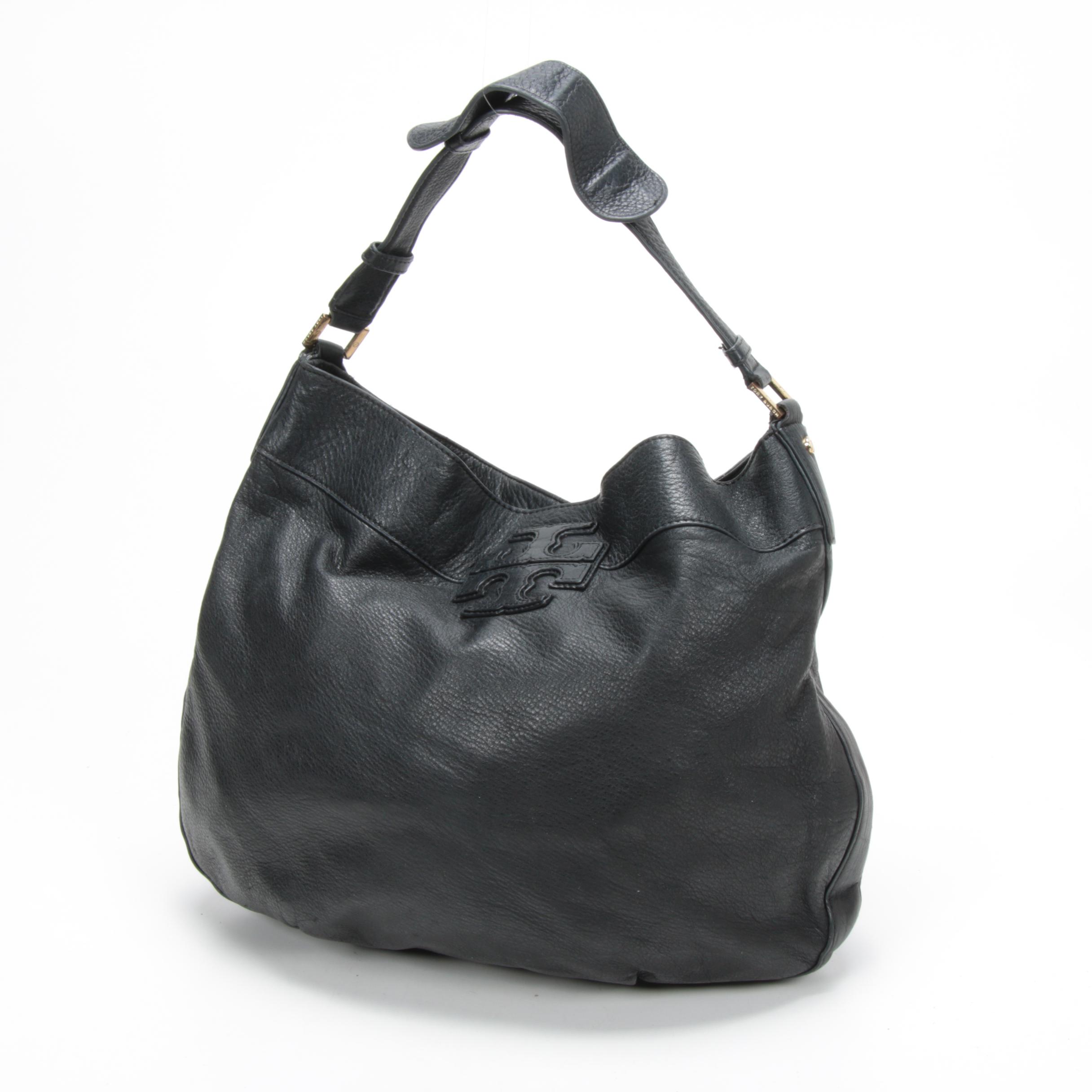 Tory Burch Hobo Shoulder Bag in Black Pebbled Leather