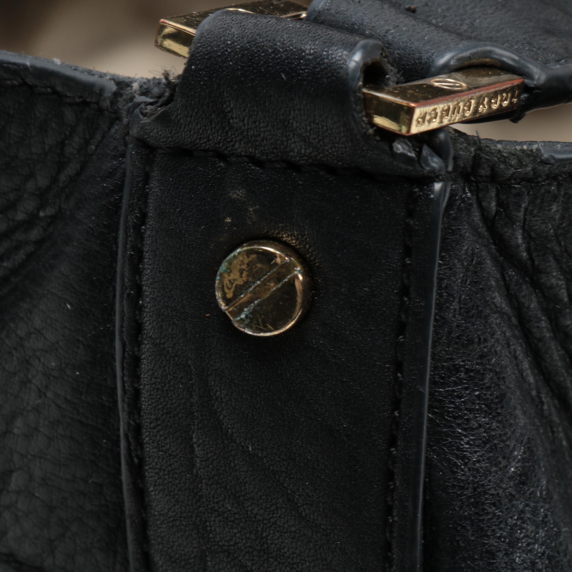 Tory Burch Hobo Shoulder Bag in Black Pebbled Leather