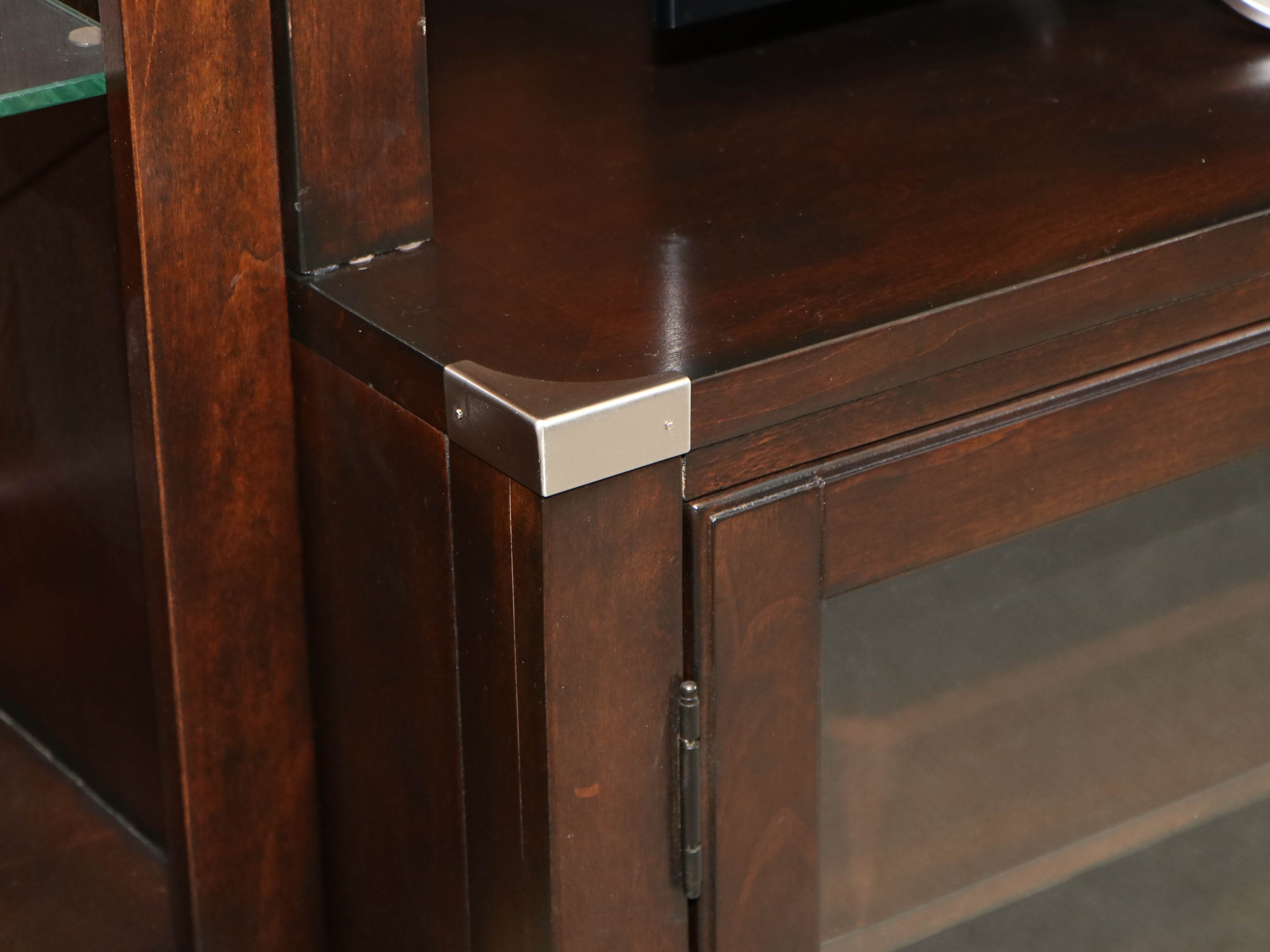 Mahogany-Stained 5-Piece Entertainment Center with Overhead Lighting