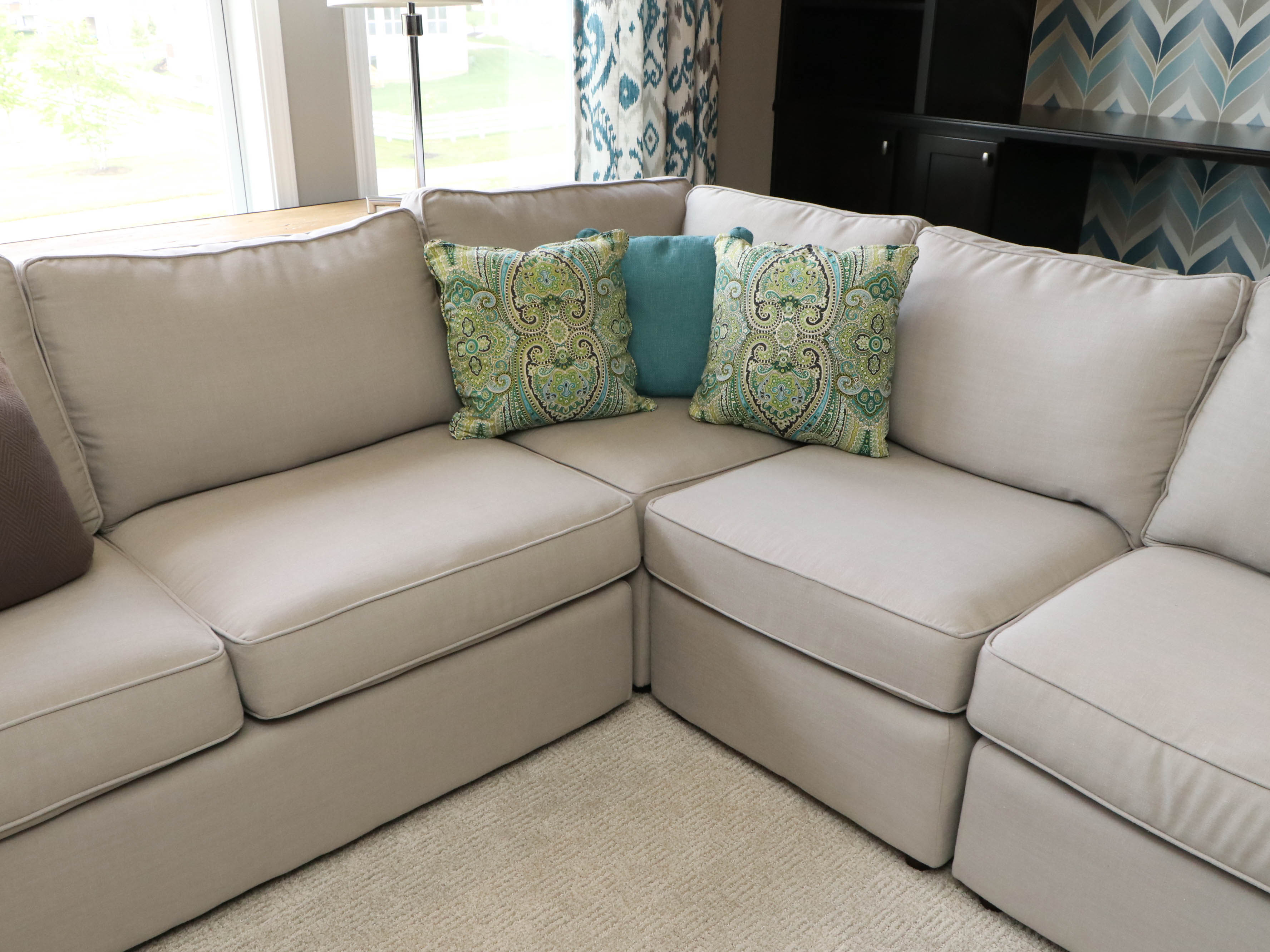 Rowe Furniture Contemporary Beige Sectional with Decorative Pillows