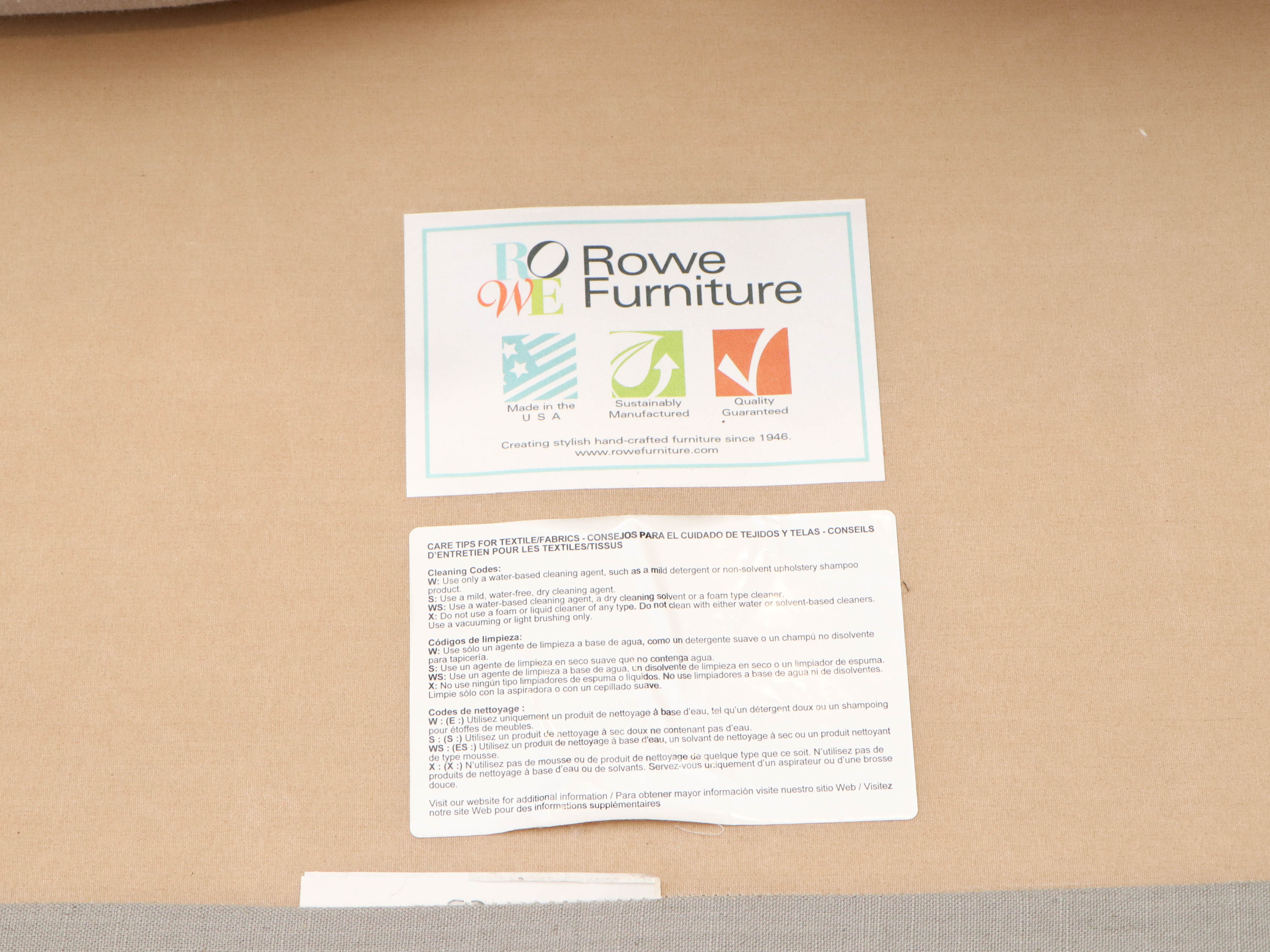 Rowe Furniture Contemporary Beige Sectional with Decorative Pillows