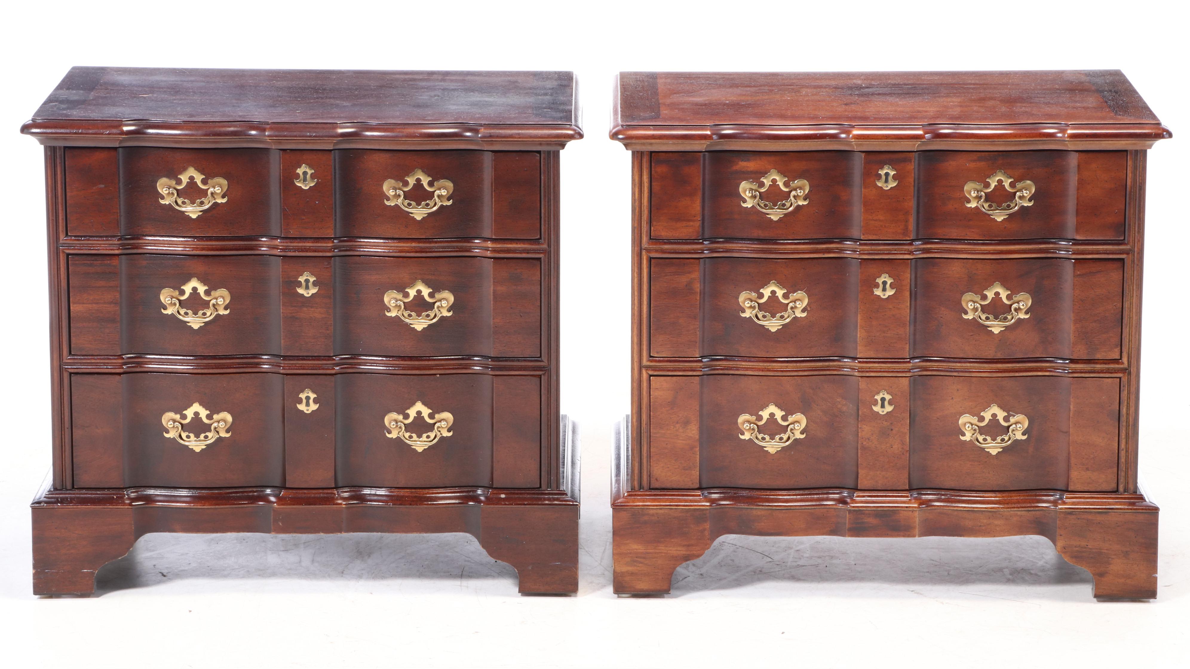 Henredon "Folio Fourteen" Mahogany Nightstands