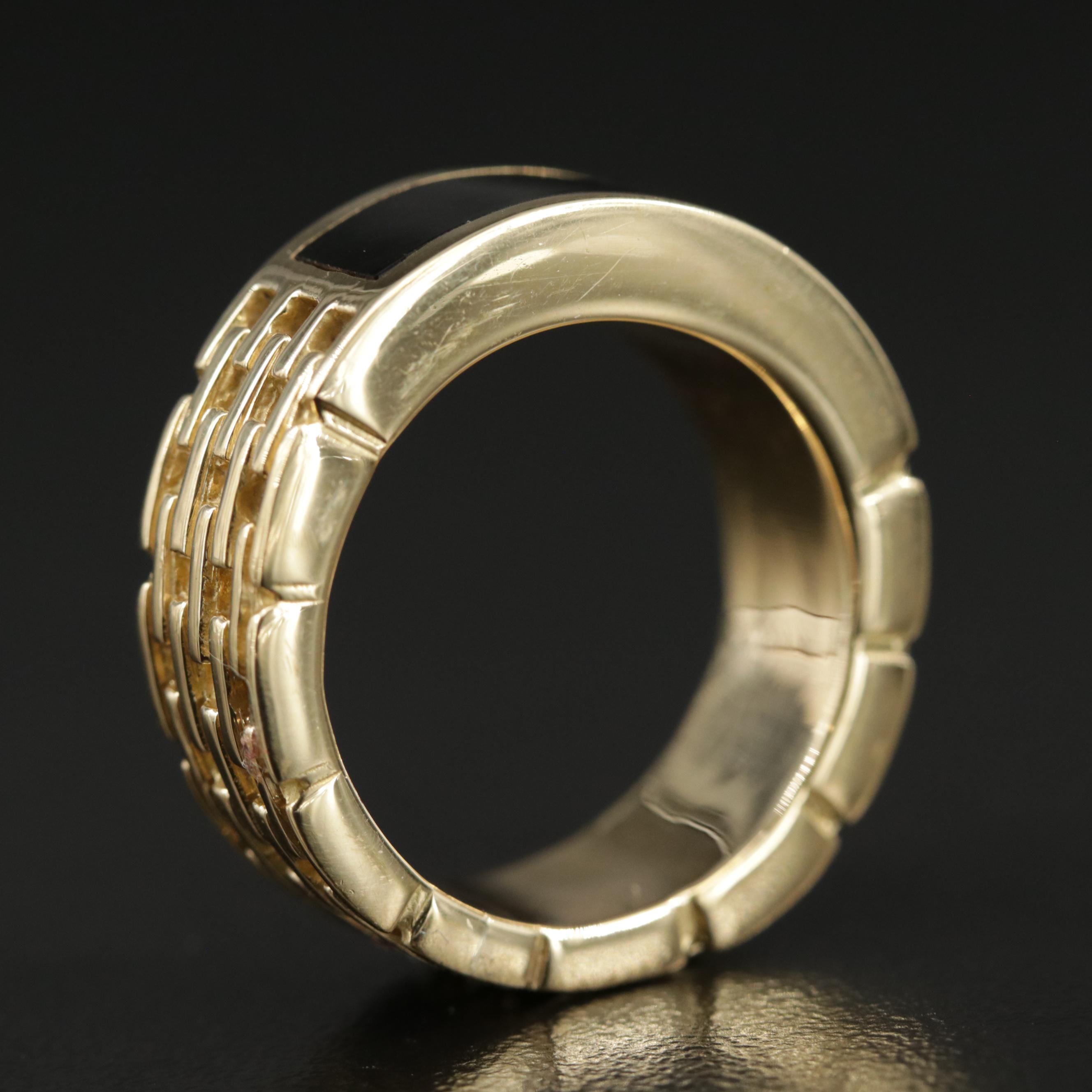 18K Black Coral Ring with Panther Link Motif