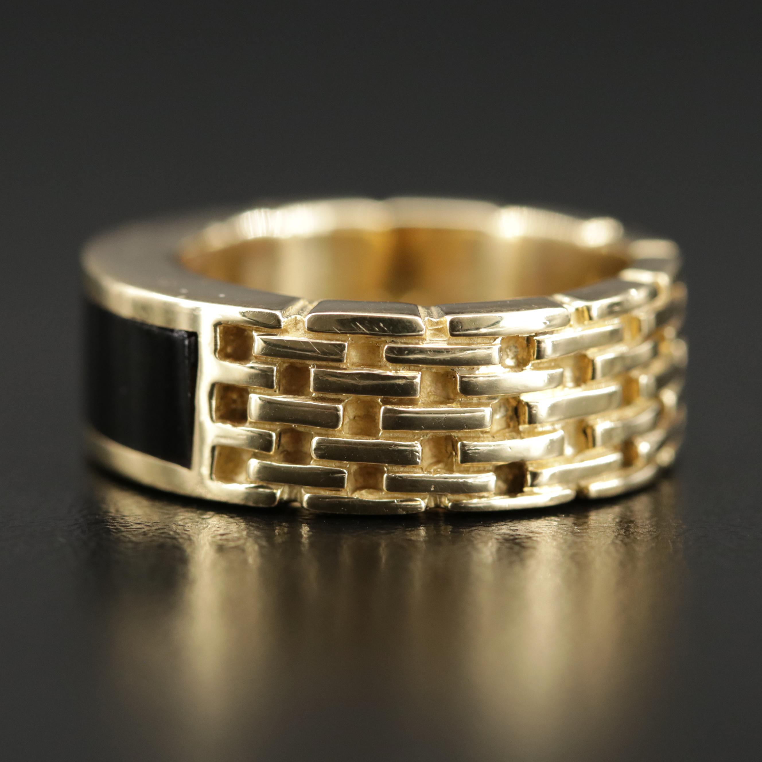 18K Black Coral Ring with Panther Link Motif