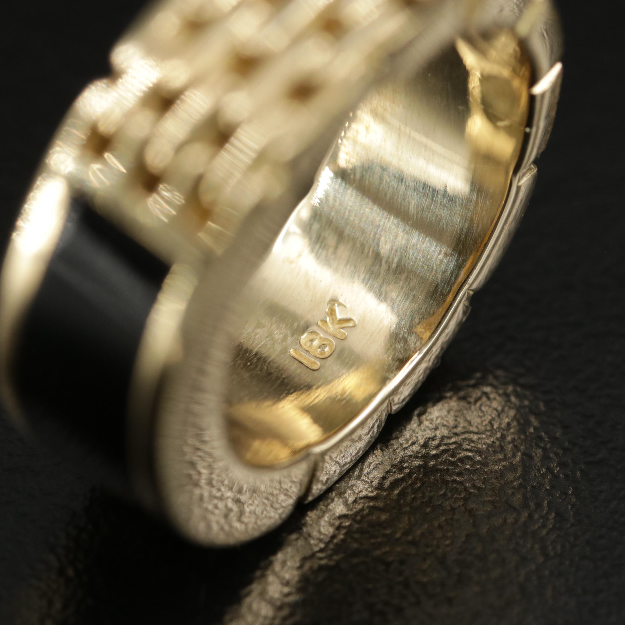 18K Black Coral Ring with Panther Link Motif