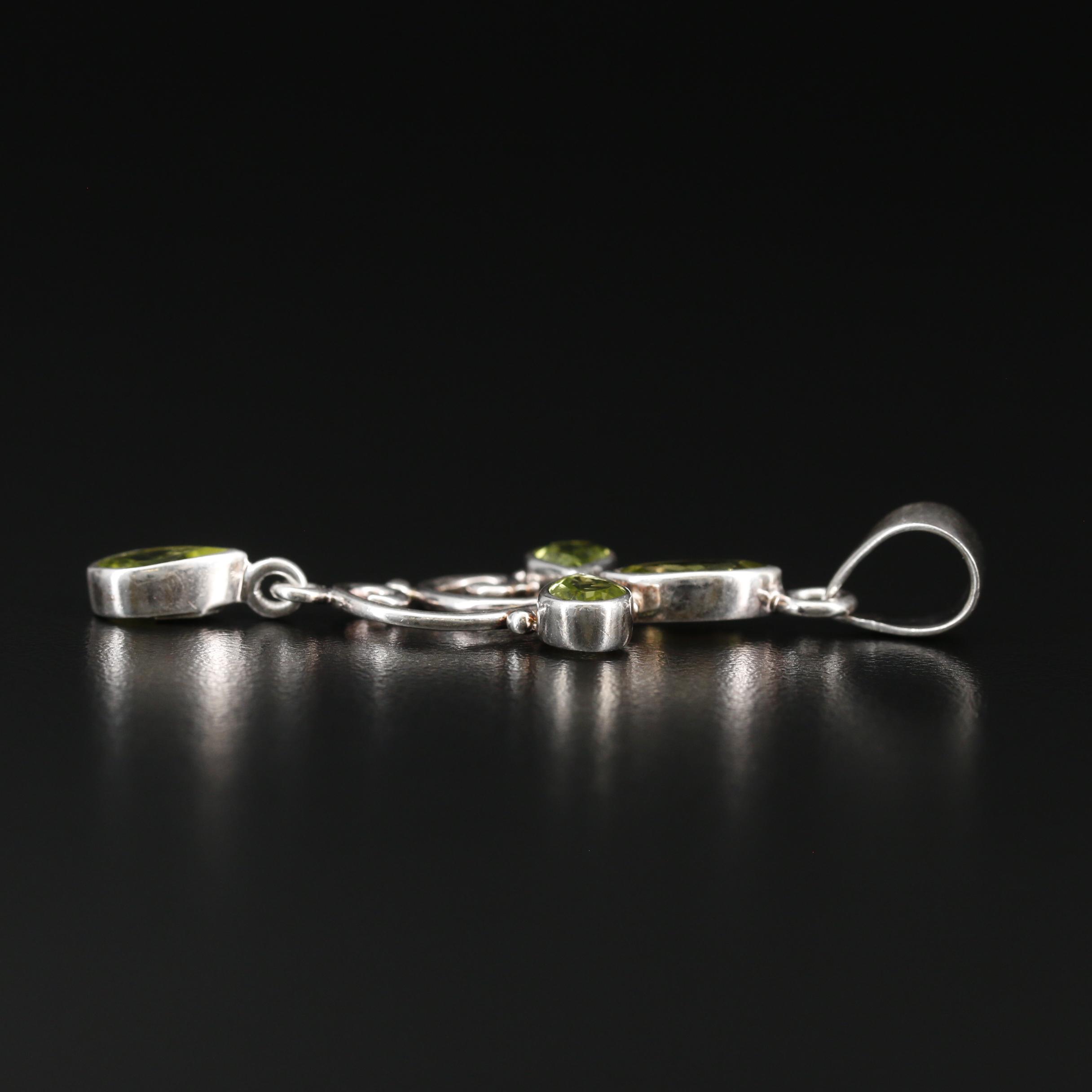 Aryo Sterling Silver Peridot Pendant