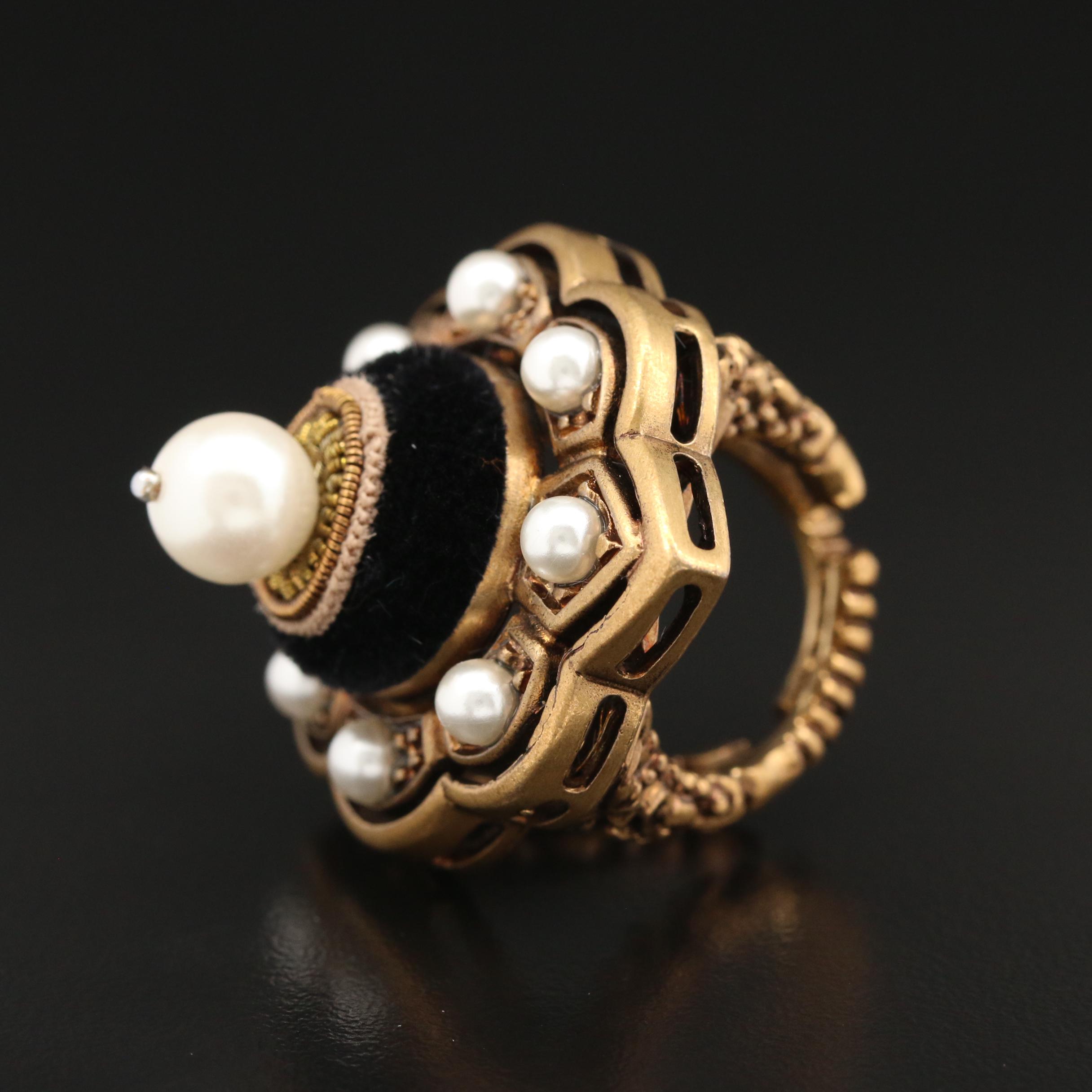 Gucci Faux Pearl Velvet Pin Cushion Ring
