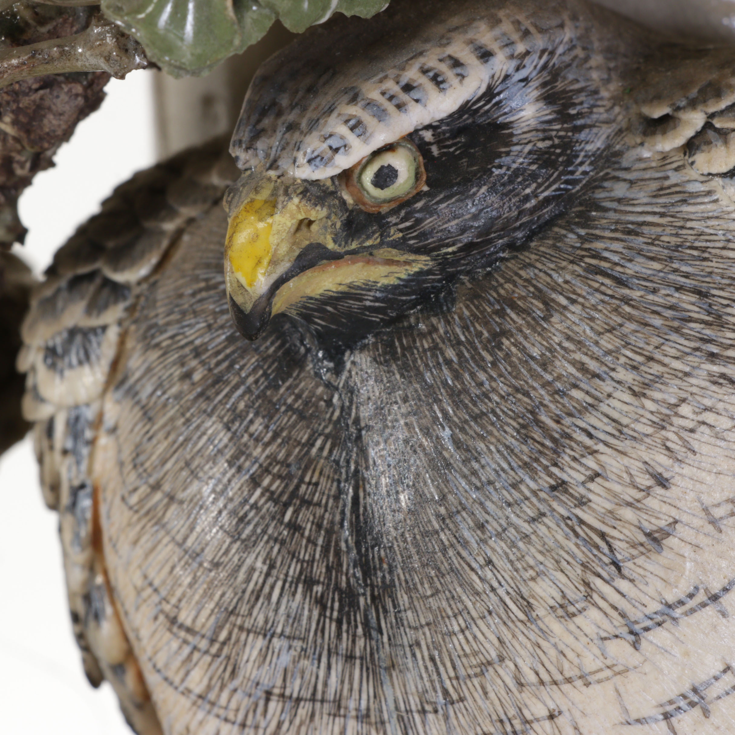 Miyagawa "Makuzu" Kōzan Taka-Ukibori Shinkatsu Ceramic Vases Meiji Era ca. 1878