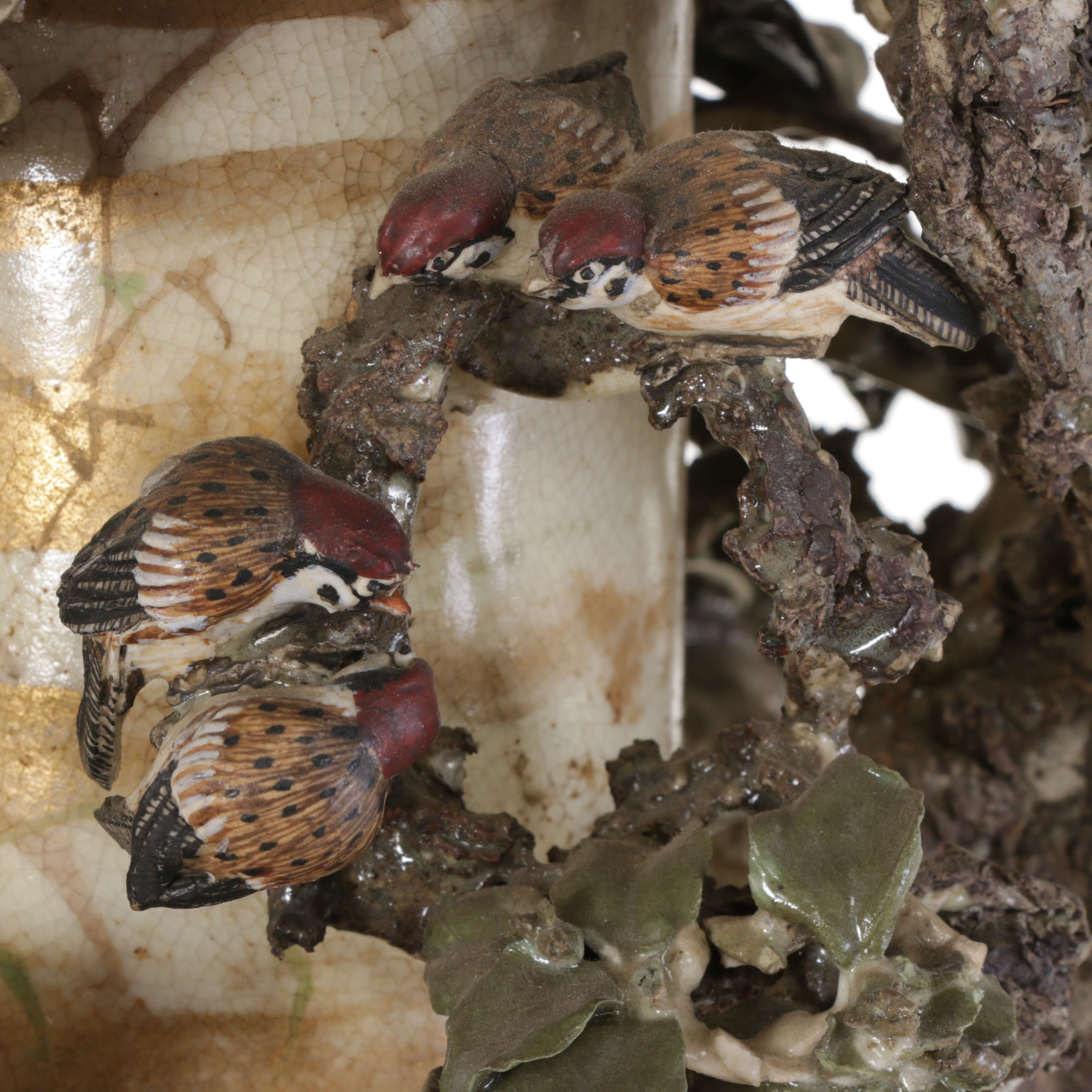 Miyagawa "Makuzu" Kōzan Taka-Ukibori Shinkatsu Ceramic Vases Meiji Era ca. 1878