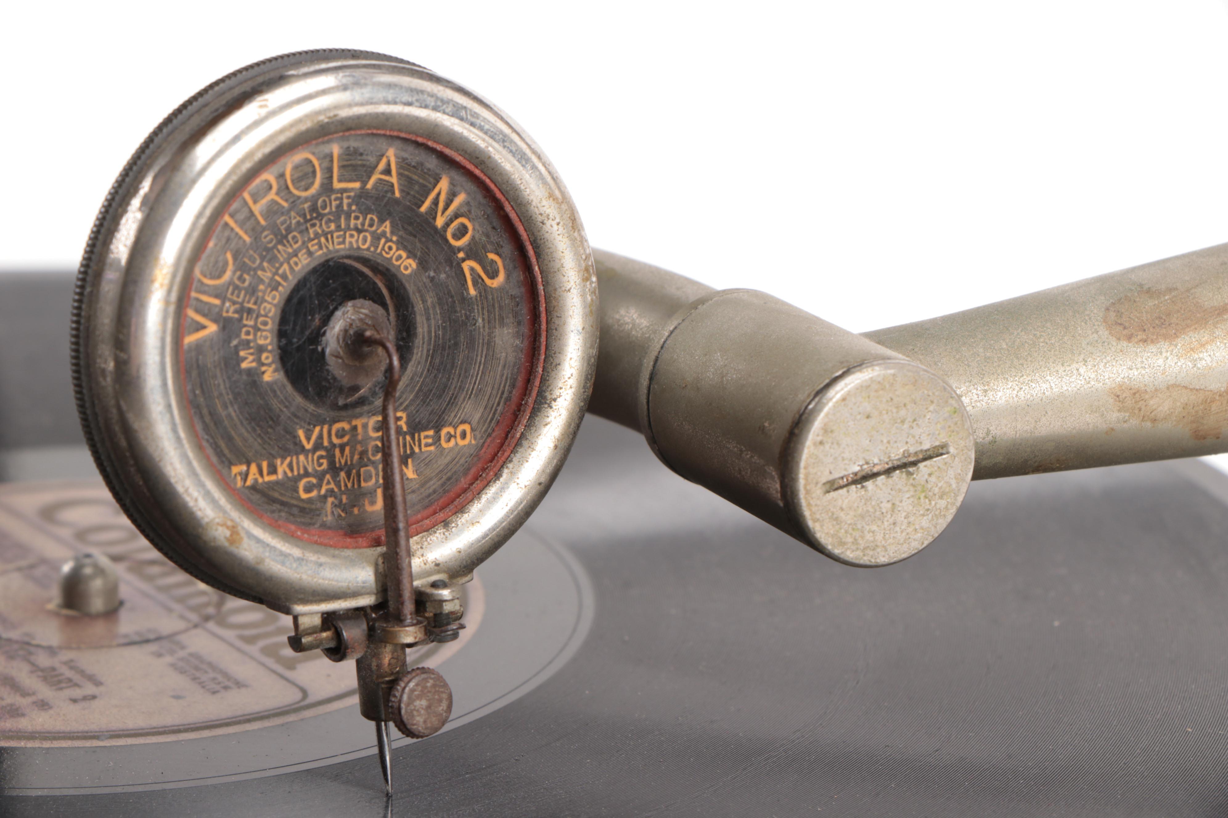 Victor-Victrola Oak Victrola II Phonograph, circa 1905