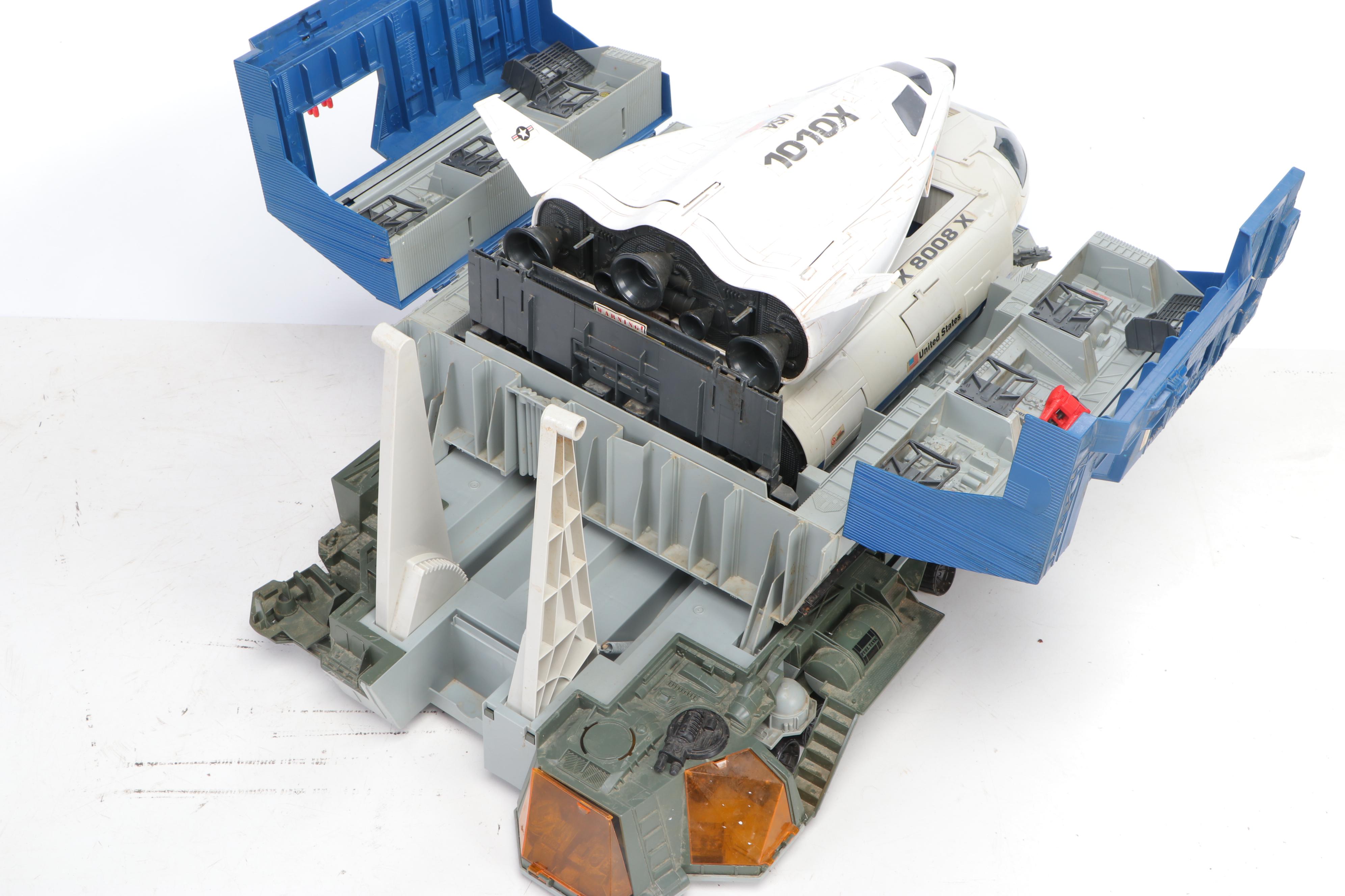 Hasbro G.I. Joe 7 Defiant Space Station/Shuttle and Star Wars Figures, 1980s