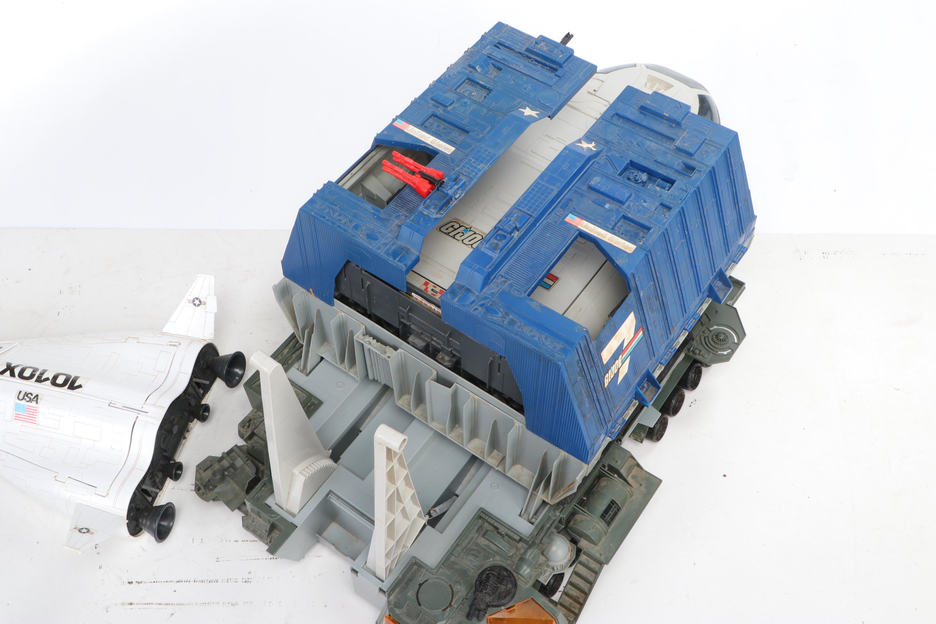 Hasbro G.I. Joe 7 Defiant Space Station/Shuttle and Star Wars Figures, 1980s