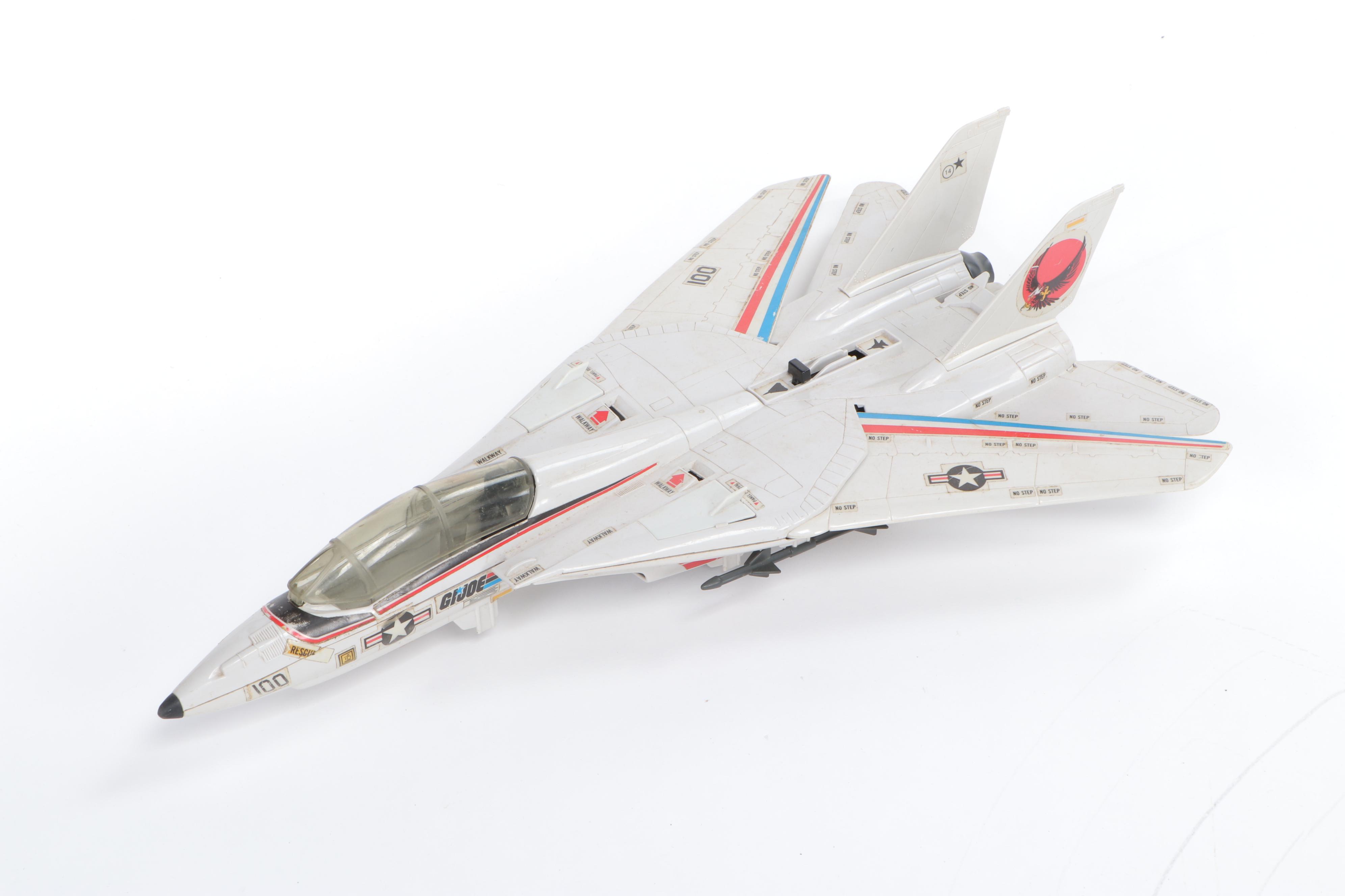 Hasbro G.I. Joe 7 Defiant Space Station/Shuttle and Star Wars Figures, 1980s