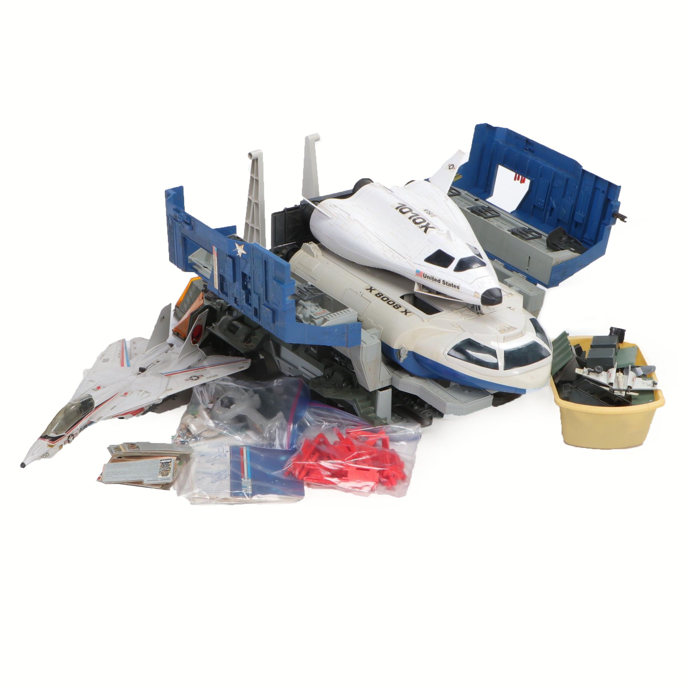 Hasbro G.I. Joe 7 Defiant Space Station/Shuttle and Star Wars Figures, 1980s