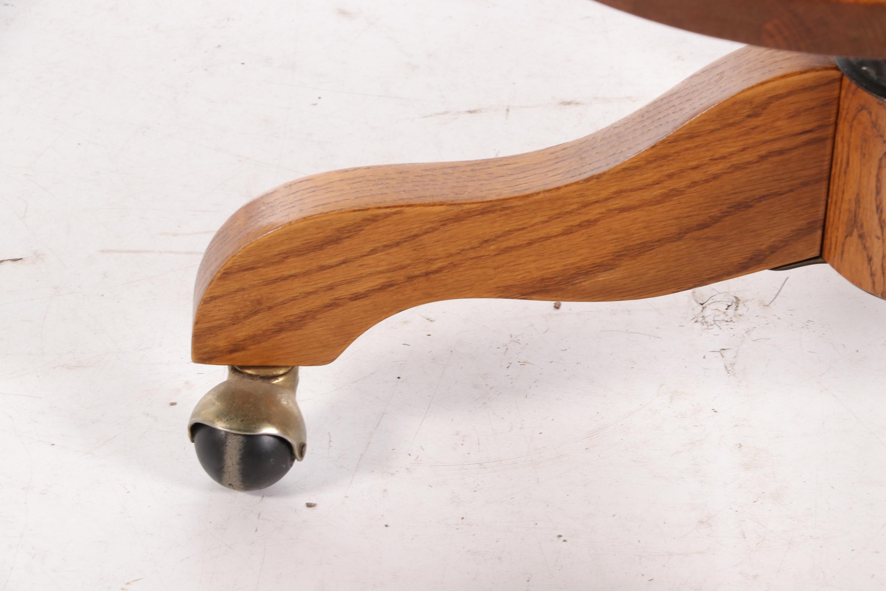 American Memories Oak Roll Top Desk with Swivel Chair