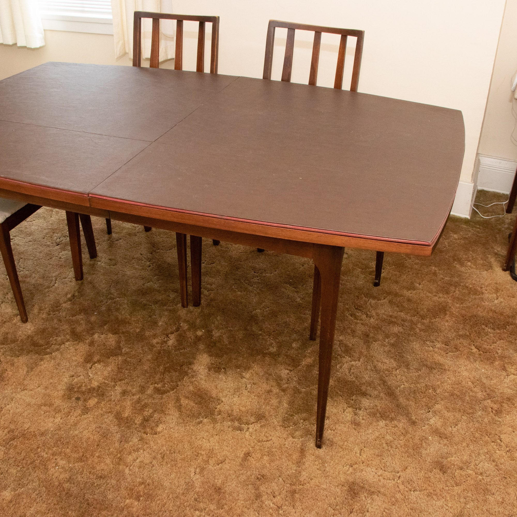 Broyhill Mid Century Modern Dining Table and Chairs
