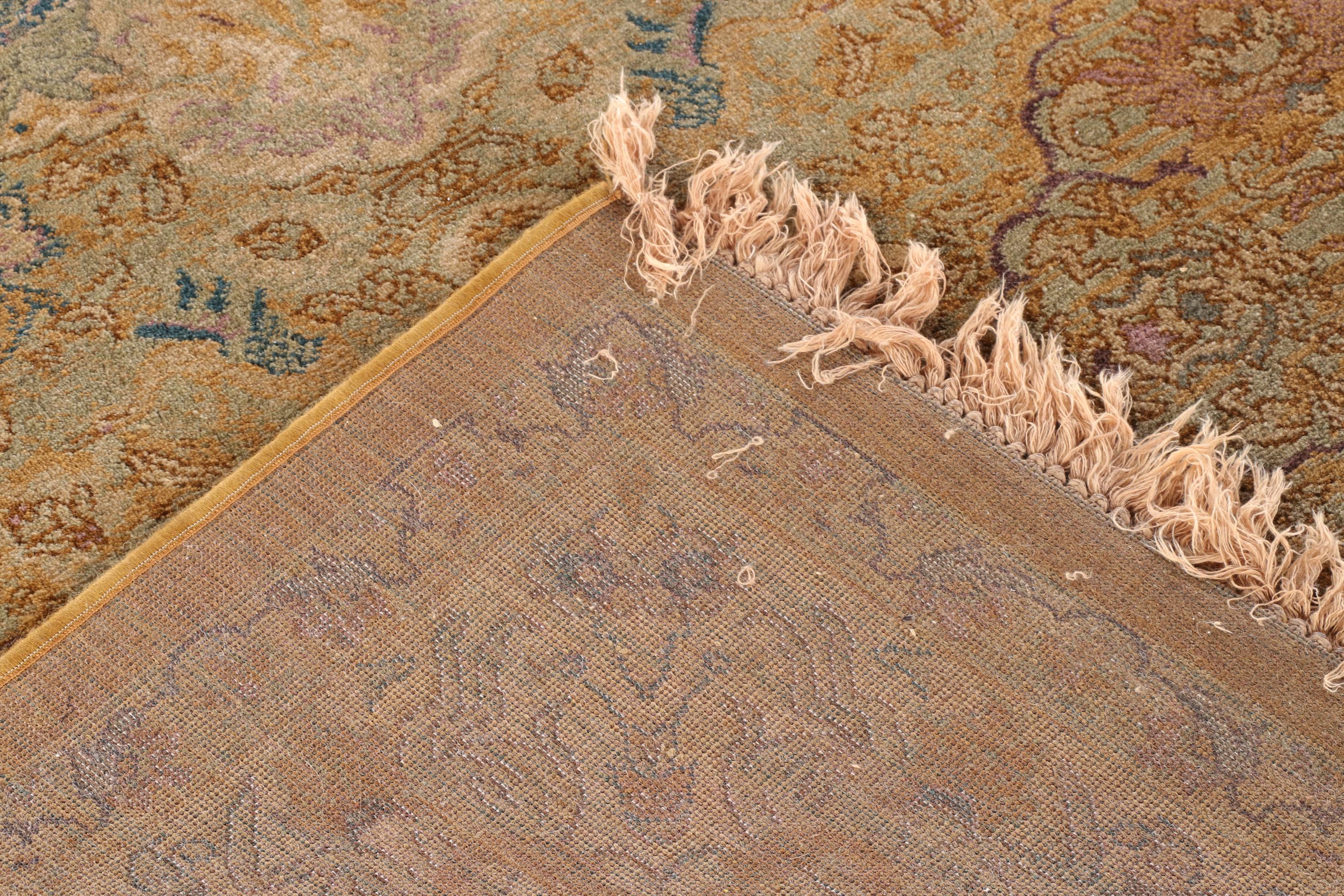 9'10 x 12'7 Machine Made Egyptian Sphinx "Patina" Area Rug