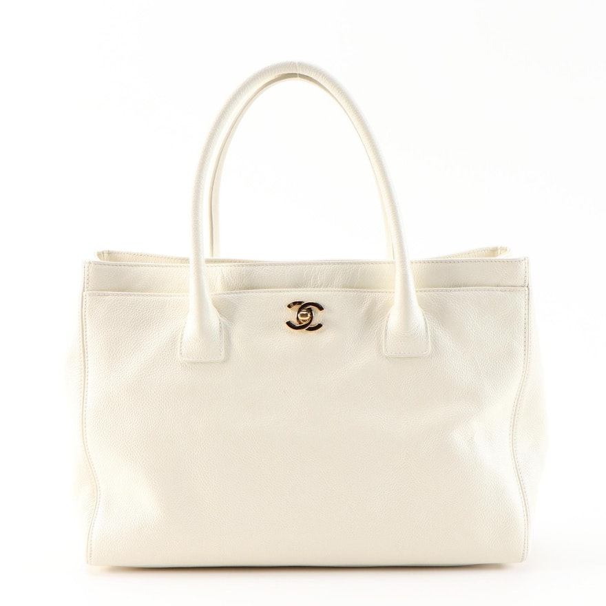 Chanel Cerf Tote Bag in White Pebble Grained Leather