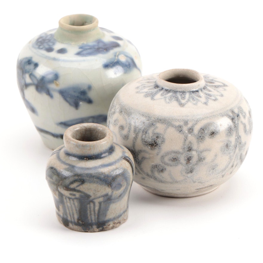 Chinese Blue and White Vases, Ming Dynasty