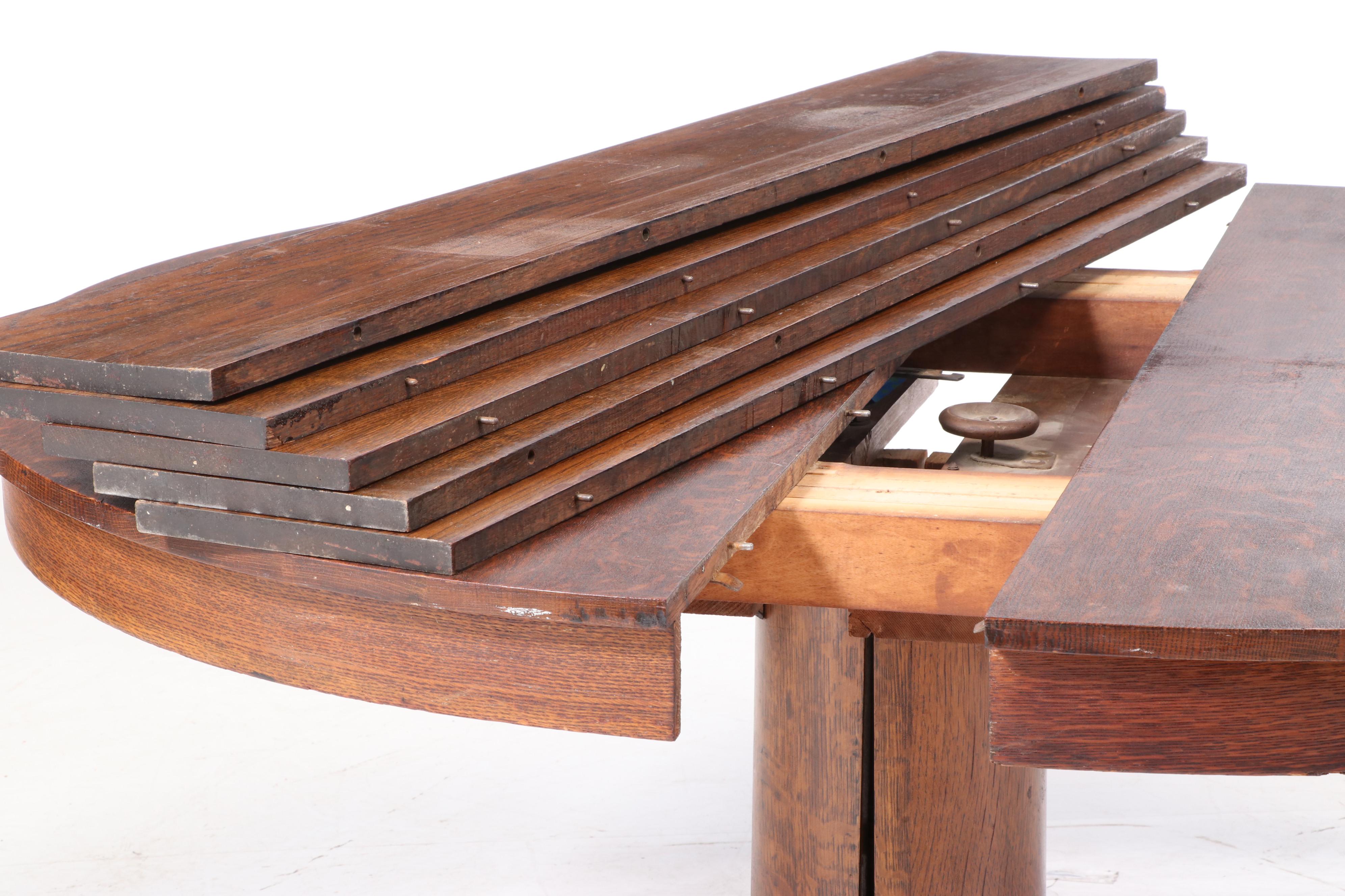 St. John's Tables Victorian Oak Pedestal Dining Table, Early 20th Century