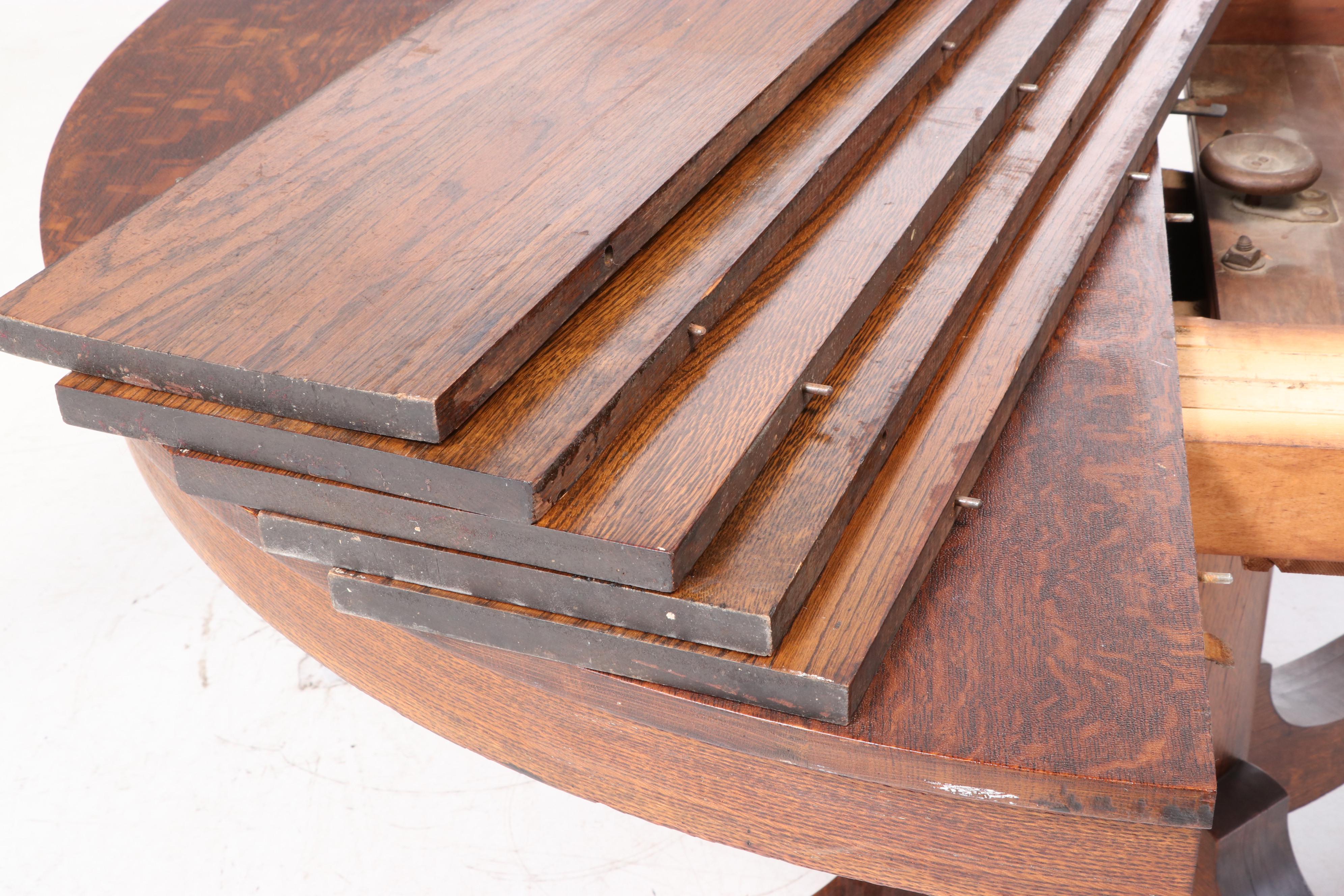 St. John's Tables Victorian Oak Pedestal Dining Table, Early 20th Century