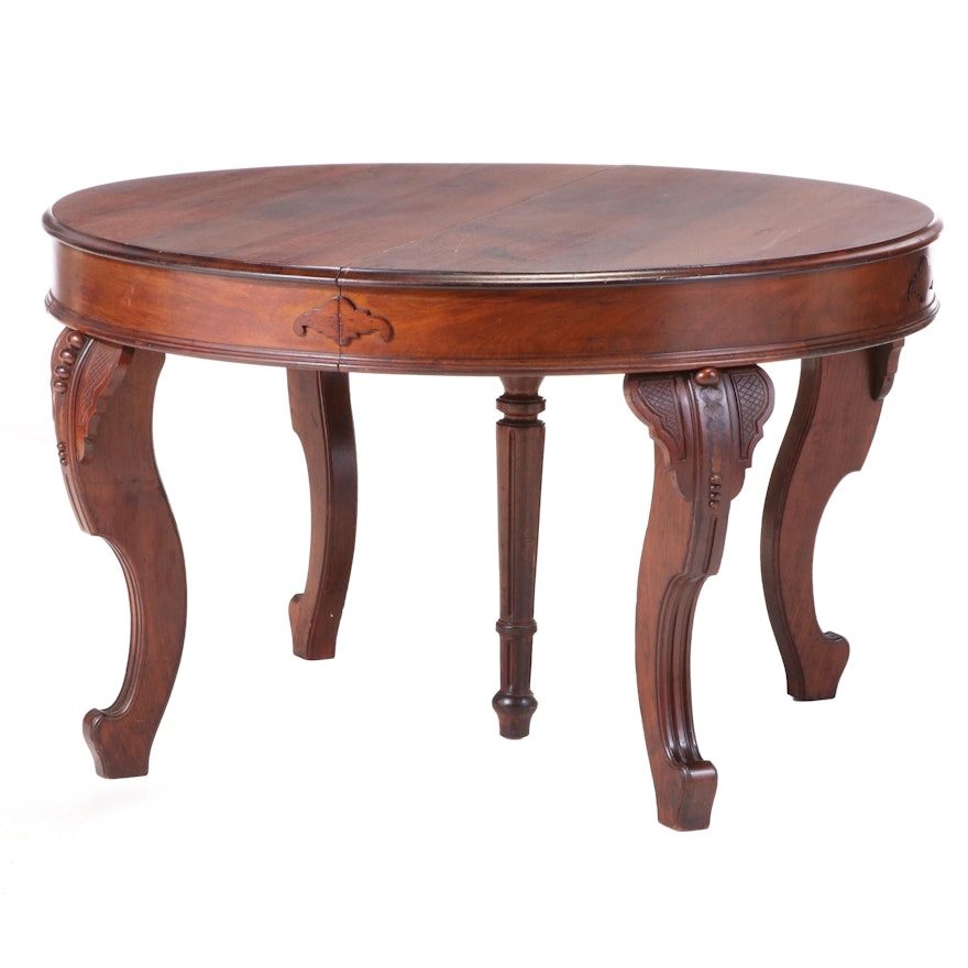 American Rococo Revival Walnut Extending Dining Table, 3rd Quarter 19th Century