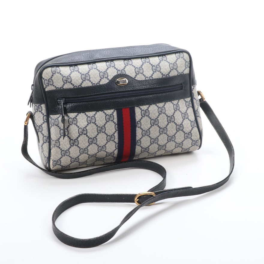 Gucci Accessory Collection Shoulder Bag in GG Supreme Canvas and Leather
