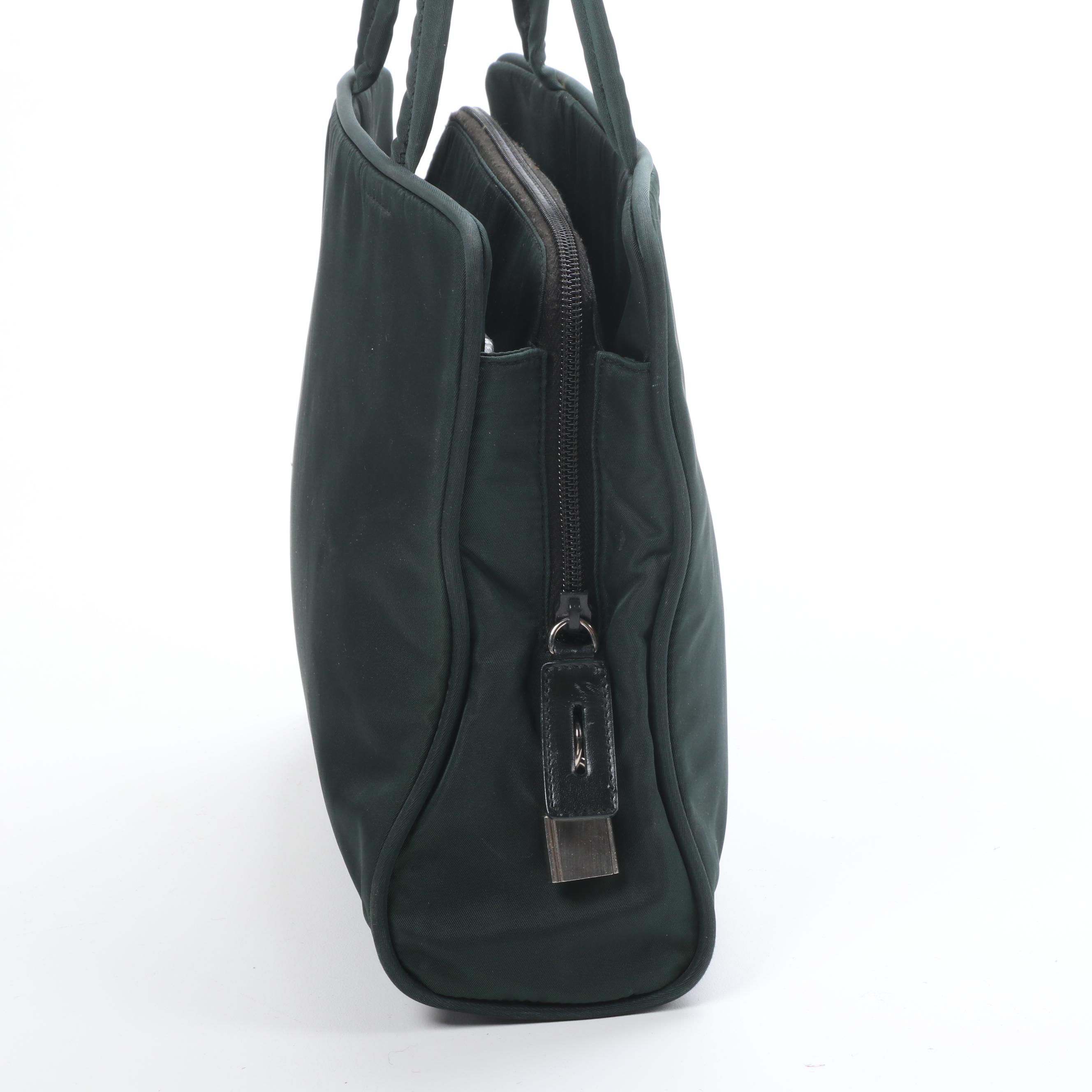 Prada Shoulder Bag in Green Tessuto Nylon