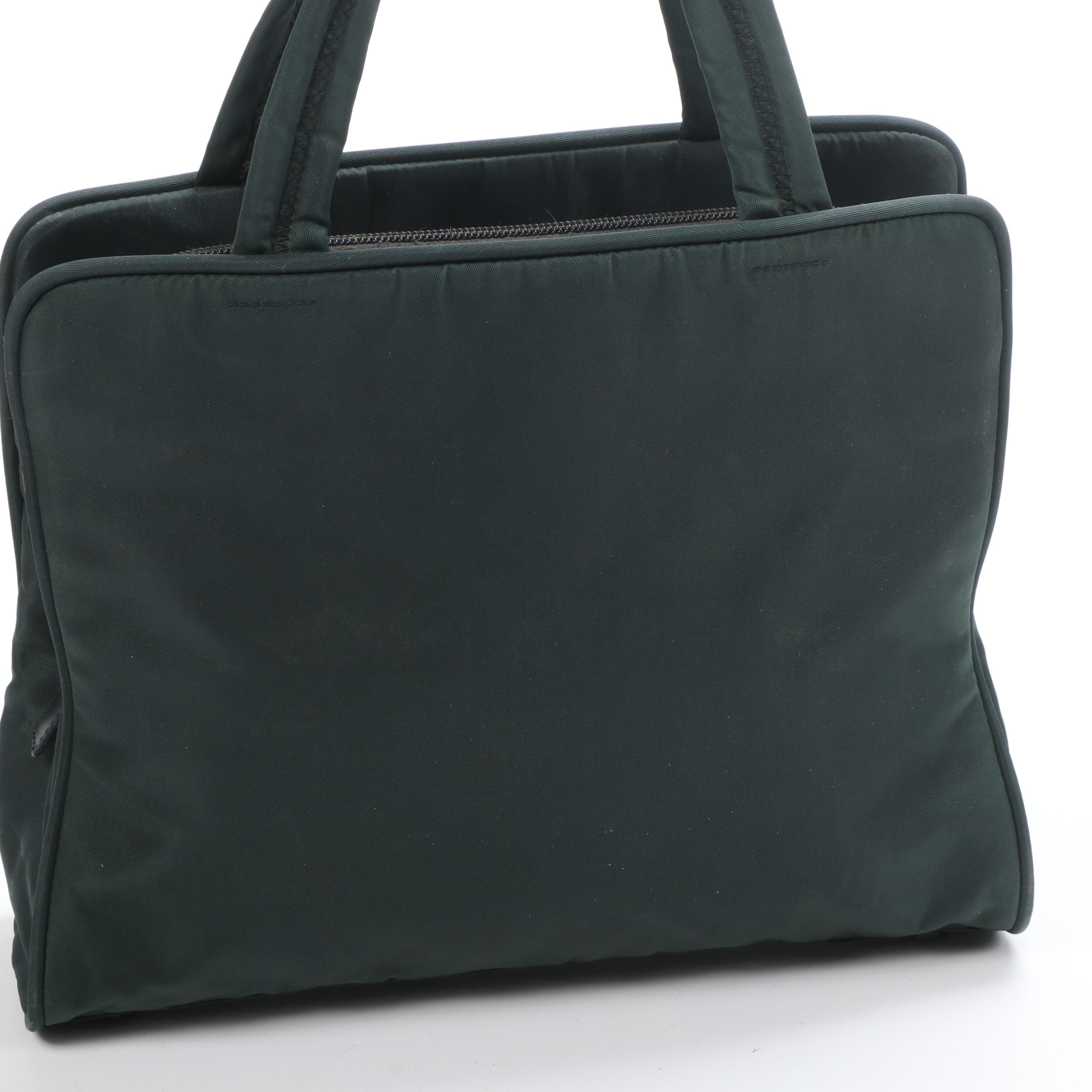 Prada Shoulder Bag in Green Tessuto Nylon