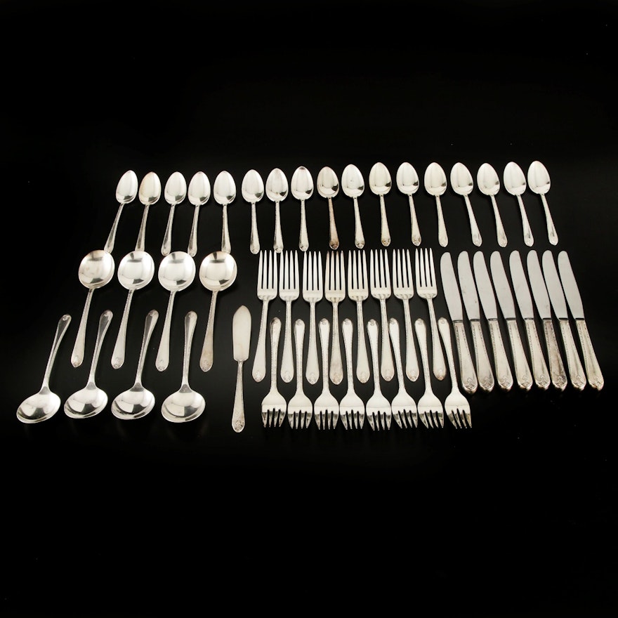 William Rogers & Sons "Exquisite" Silver Plate Flatware, Mid-20th Century