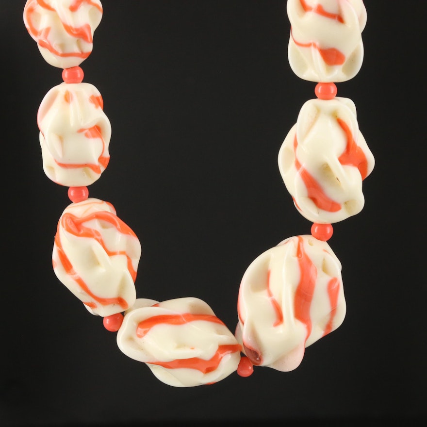 Vintage Glass Ruffle Bead Necklace