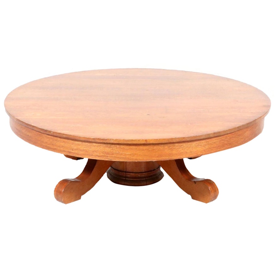 Round Oak Coffee Table, Early 20th Century