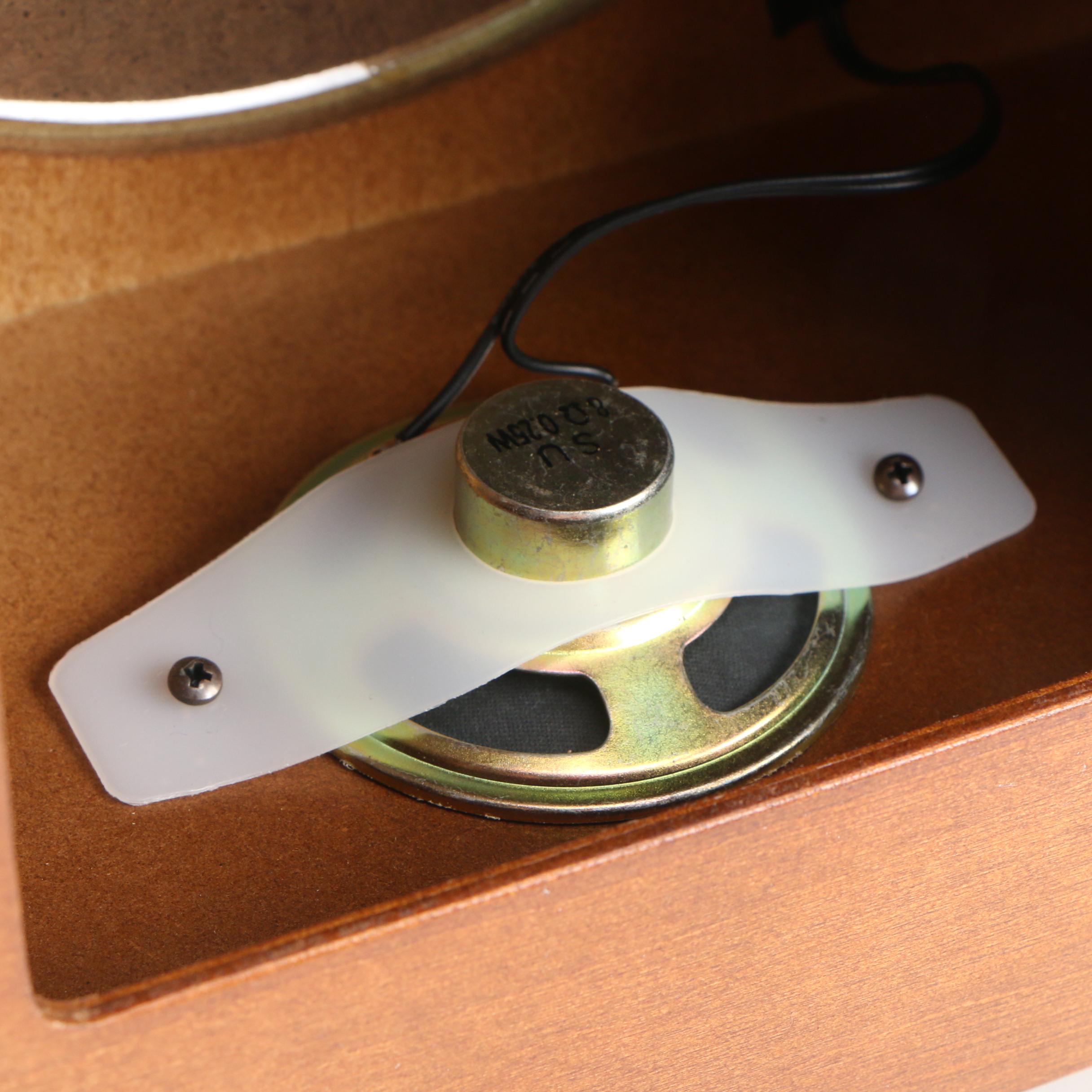 Howard Miller Hillsborough Art Deco Style Oak Mantel Clock with Ave