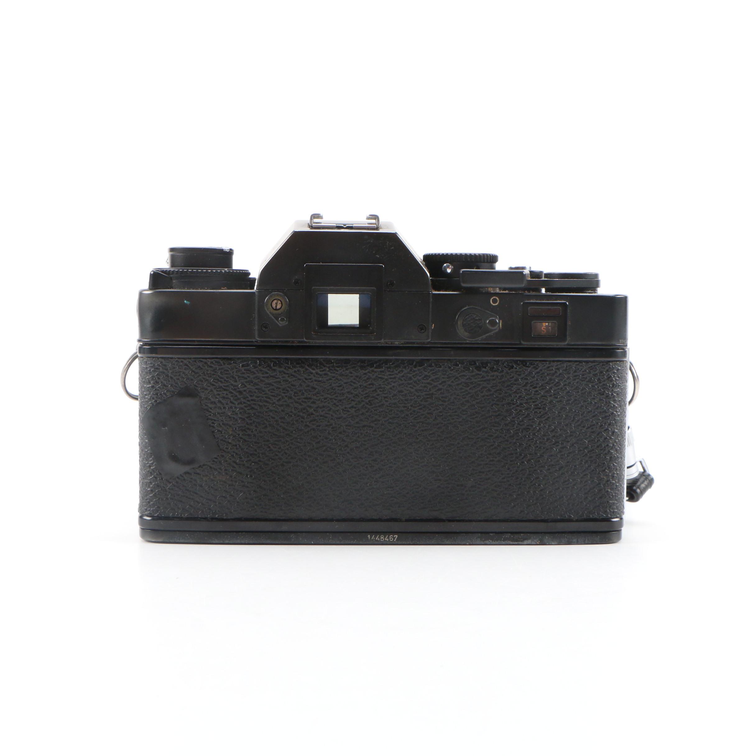 Leica R3 35mm SLR Camera with Leitz Summicron-R 90mm f/2 Lens and Leather Case