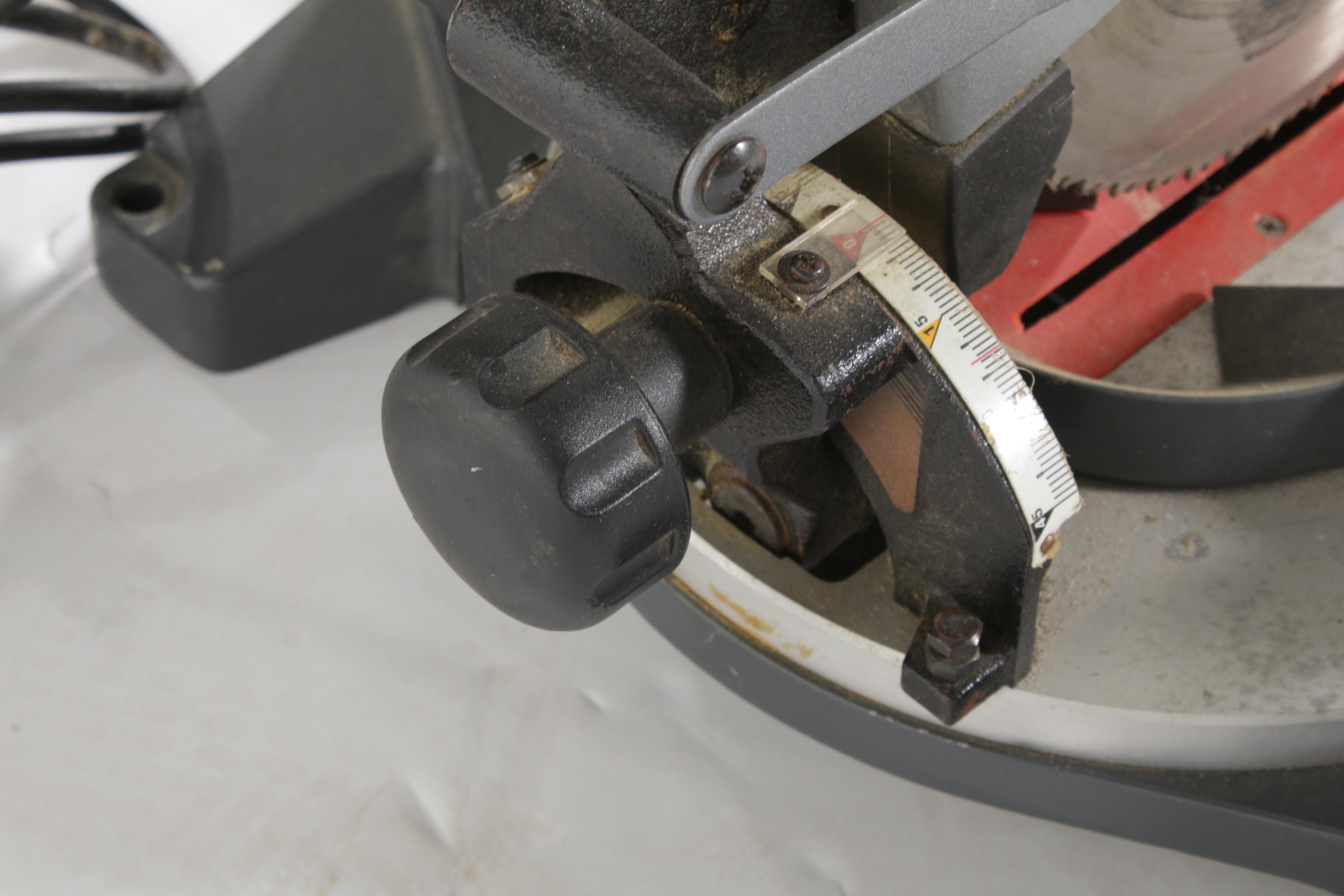 Craftsman 10-Inch Compound Miter Saw
