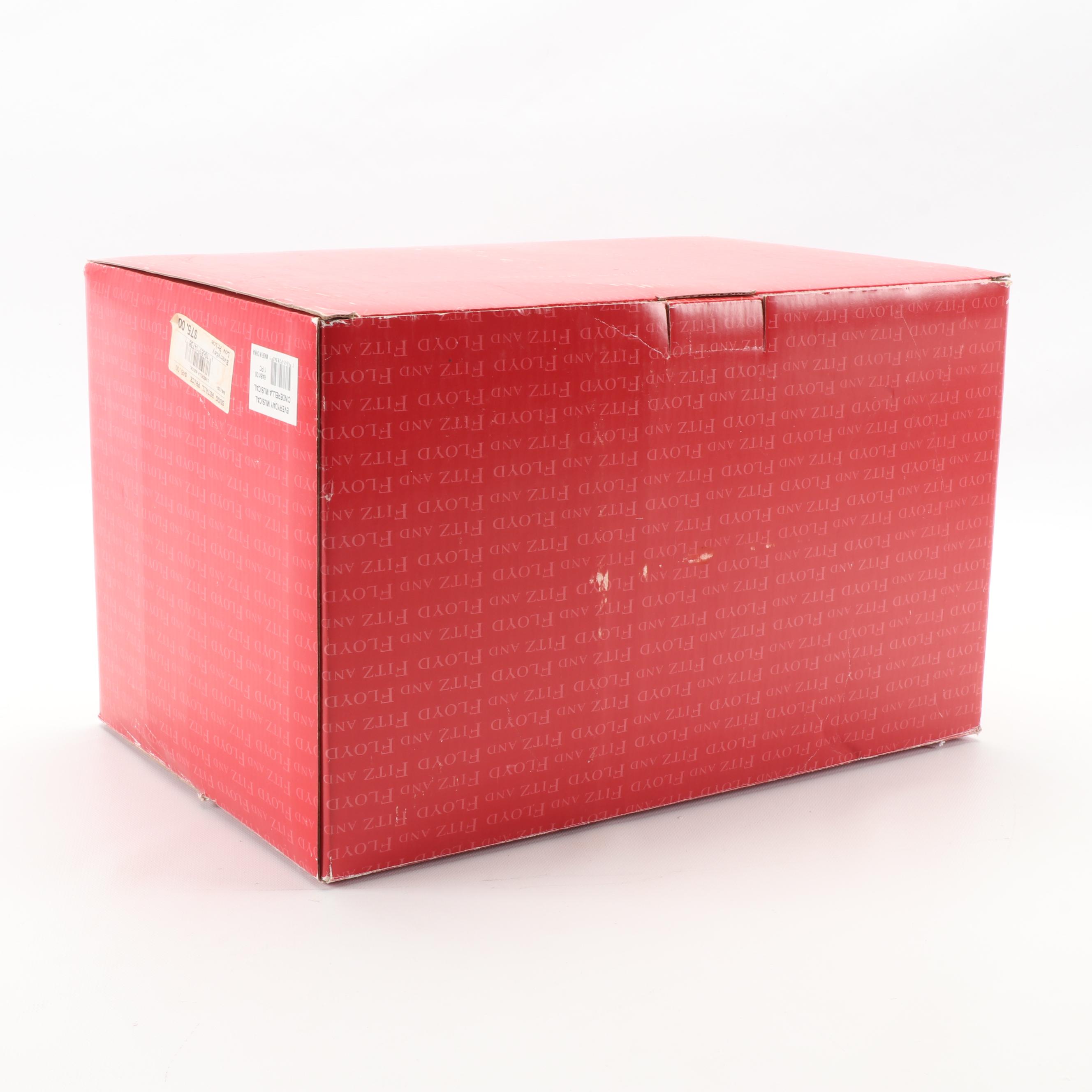 Fitz & Floyd Classics Ceramic Cinderella Pumpkin Carriage Musical Figurine