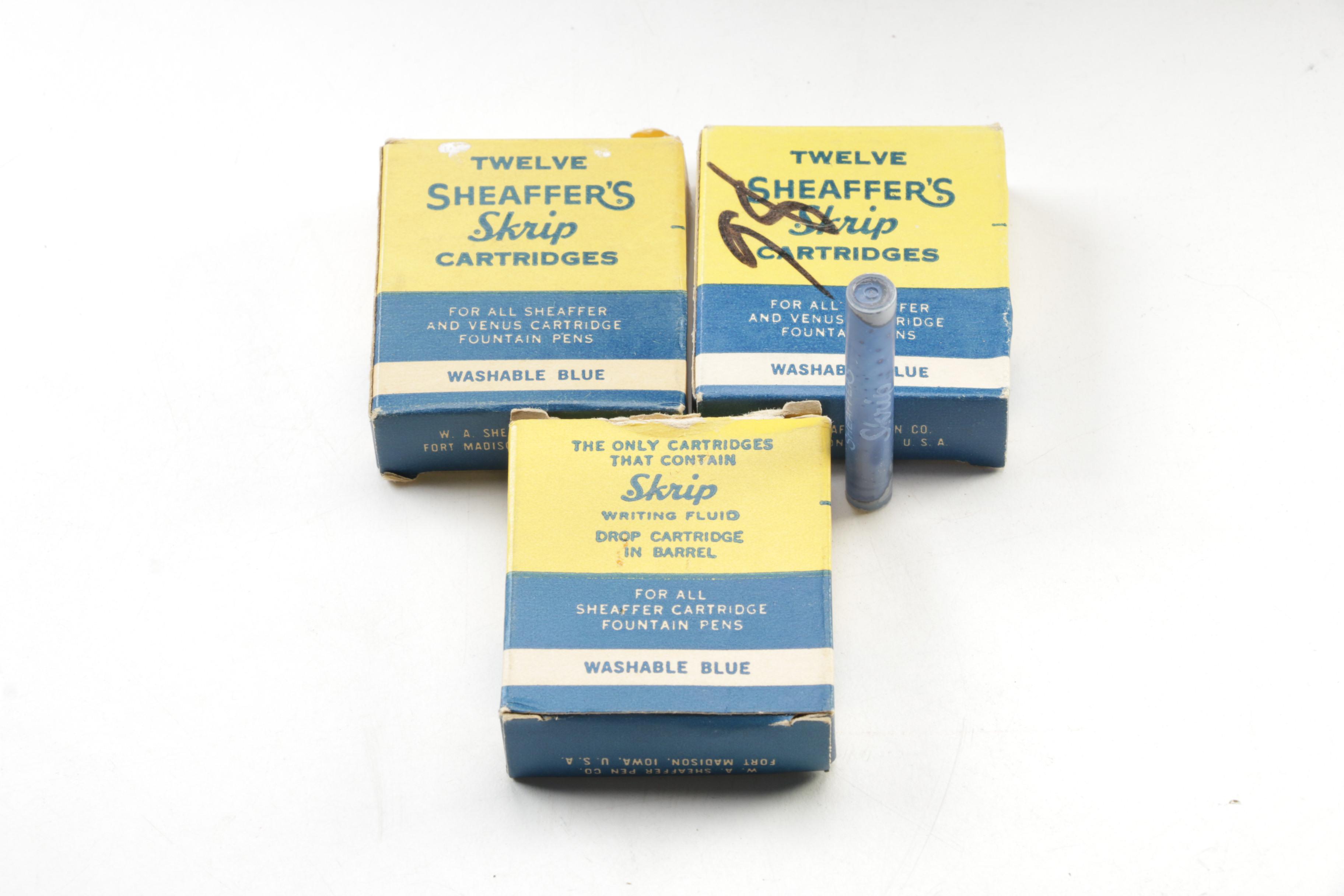 Selamat Designs Wooden Pen Display Case with Parker and Other Pens and Pencils