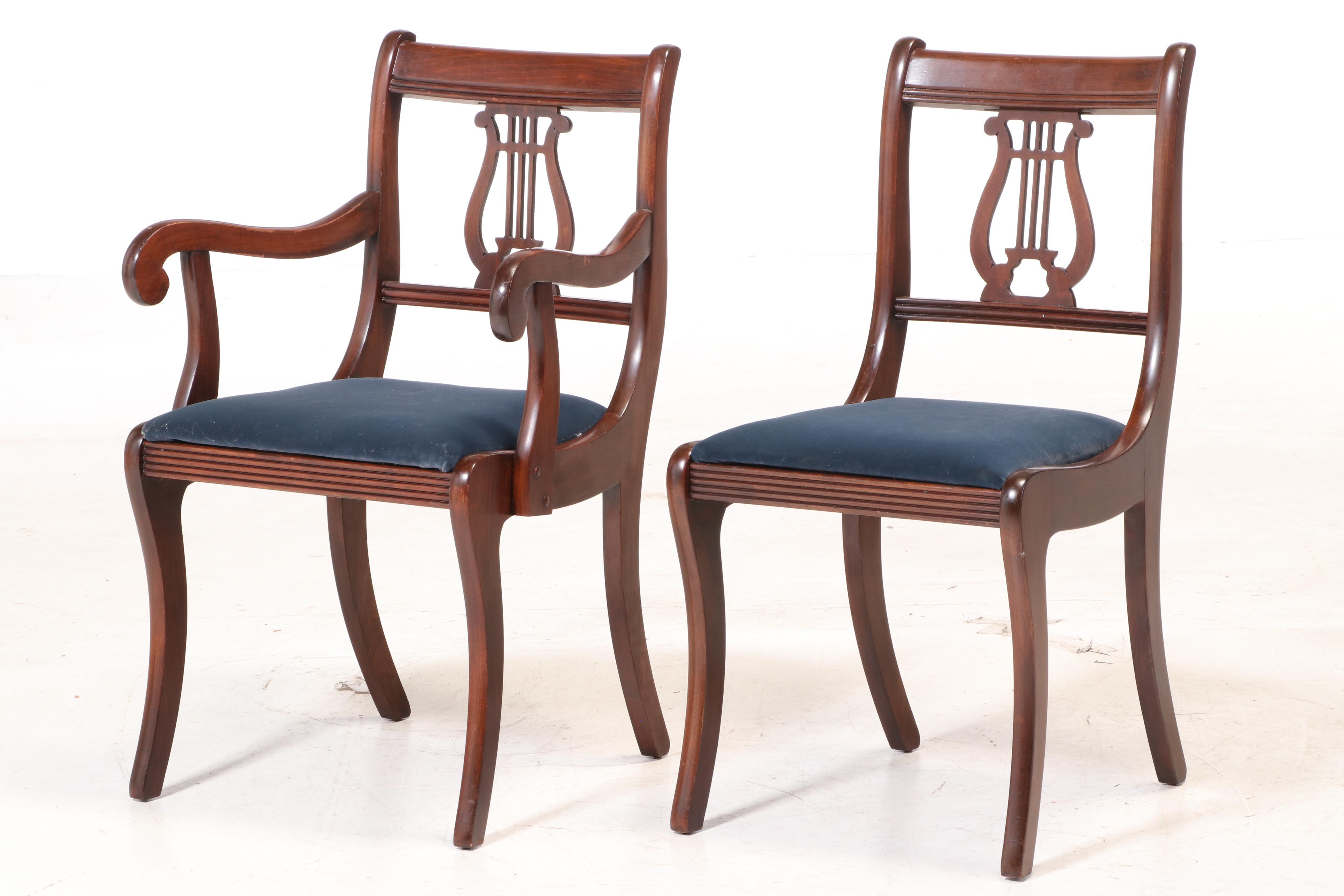 White Furniture Co. Classical Style Mahogany-Veneered and Stained Dining Suite