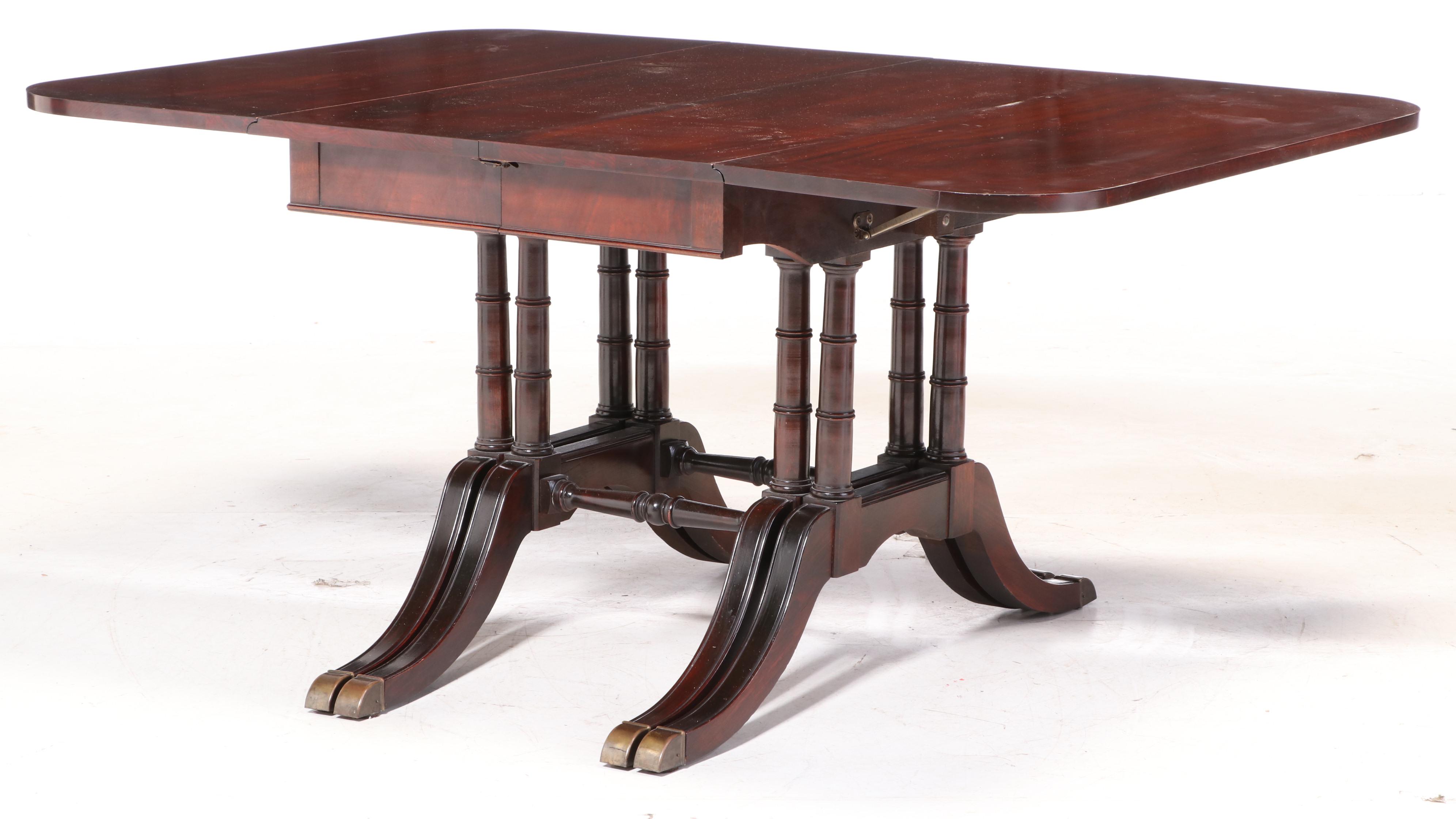 White Furniture Co. Classical Style Mahogany-Veneered and Stained Dining Suite