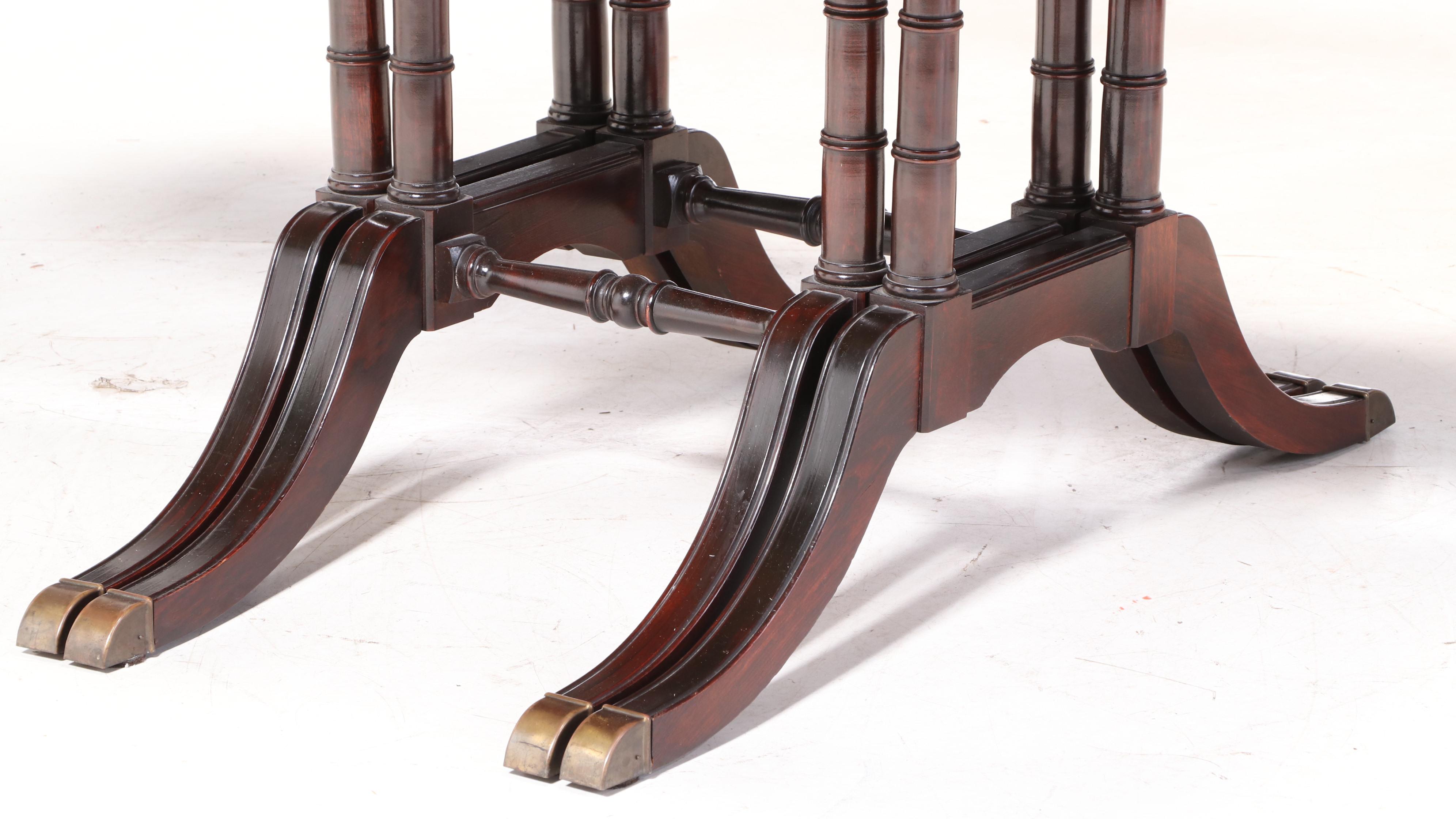 White Furniture Co. Classical Style Mahogany-Veneered and Stained Dining Suite